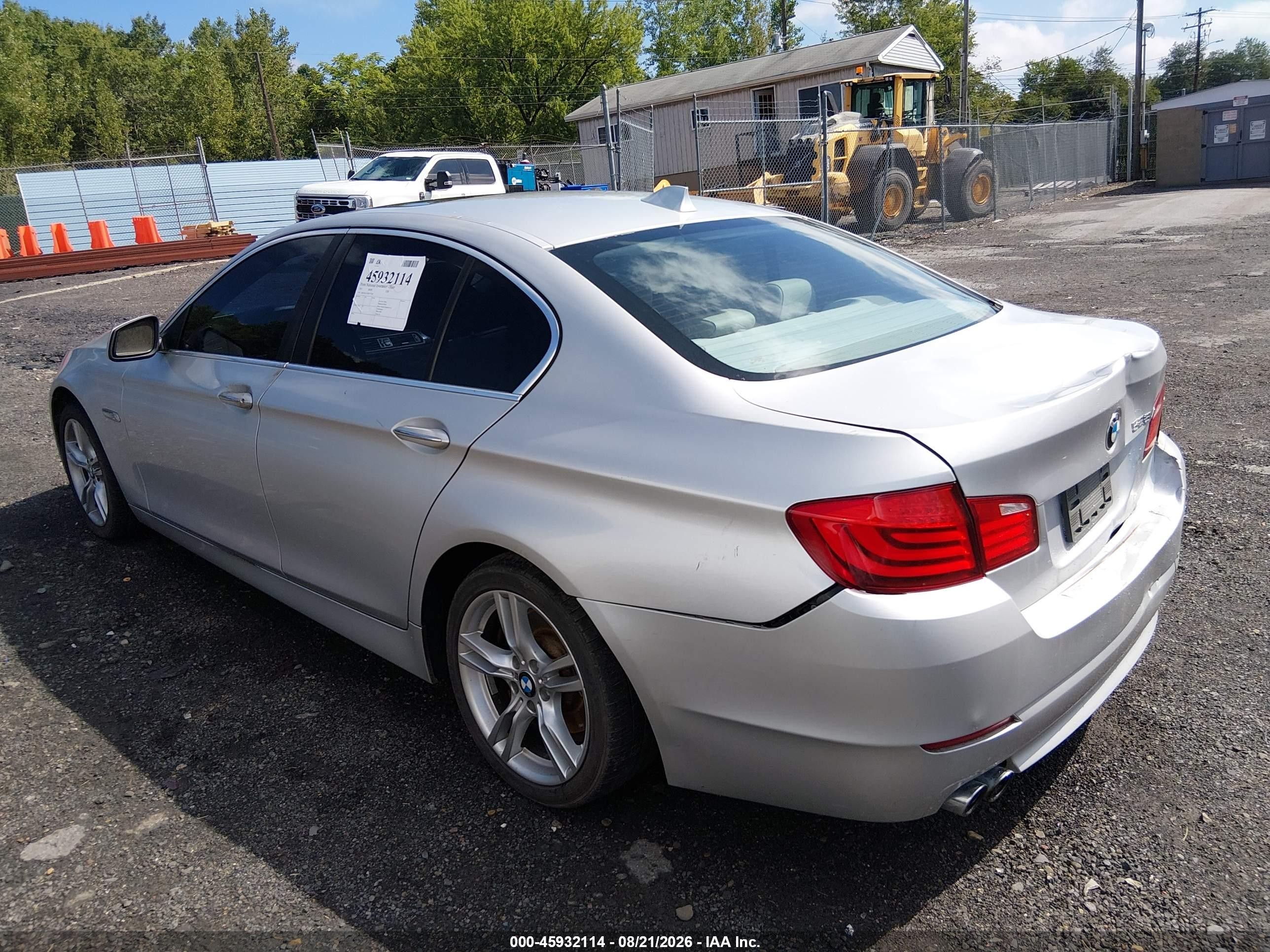2011 Bmw 528i   Silver vin: WBAFR1C55BC737268