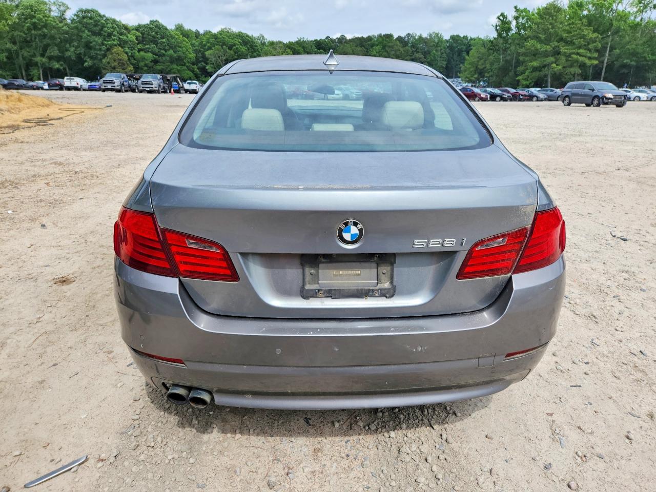 2011 Bmw 528 I Серебряный vin: WBAFR1C55BC737786