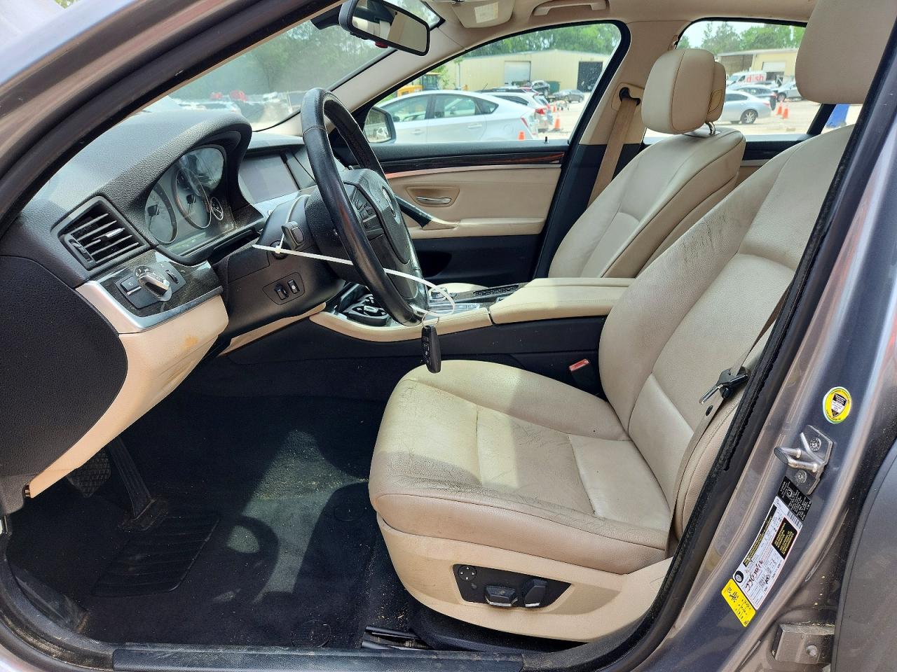 2011 Bmw 528 I Серебряный vin: WBAFR1C55BC737786