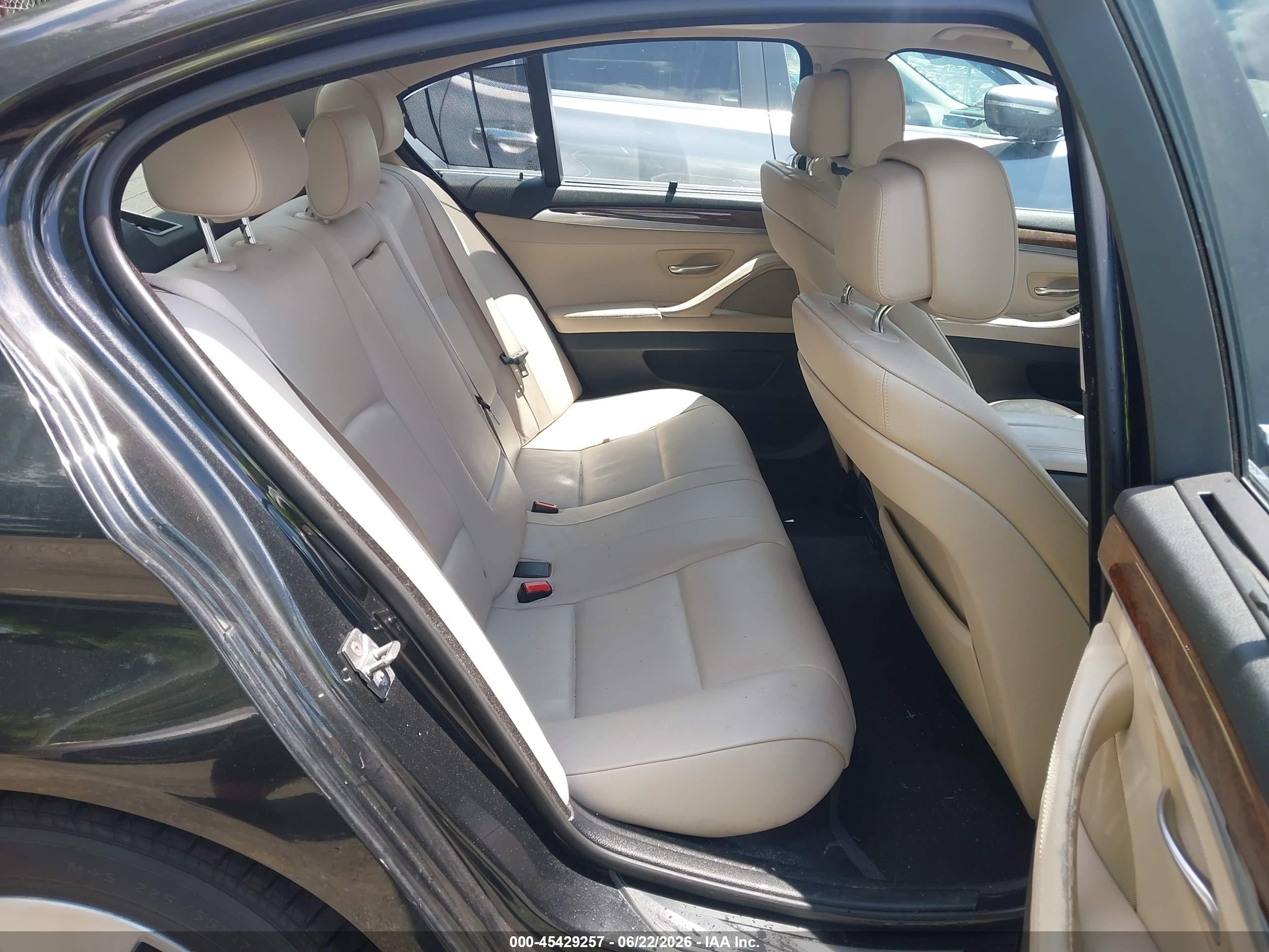 2011 Bmw 528i   Black vin: WBAFR1C55BDV76544