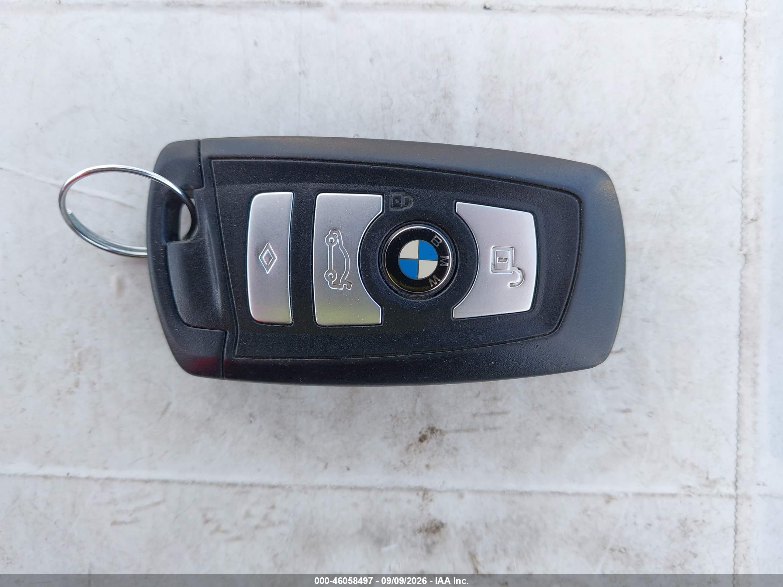 2011 Bmw 528i   Серебряный vin: WBAFR1C55BDV81565