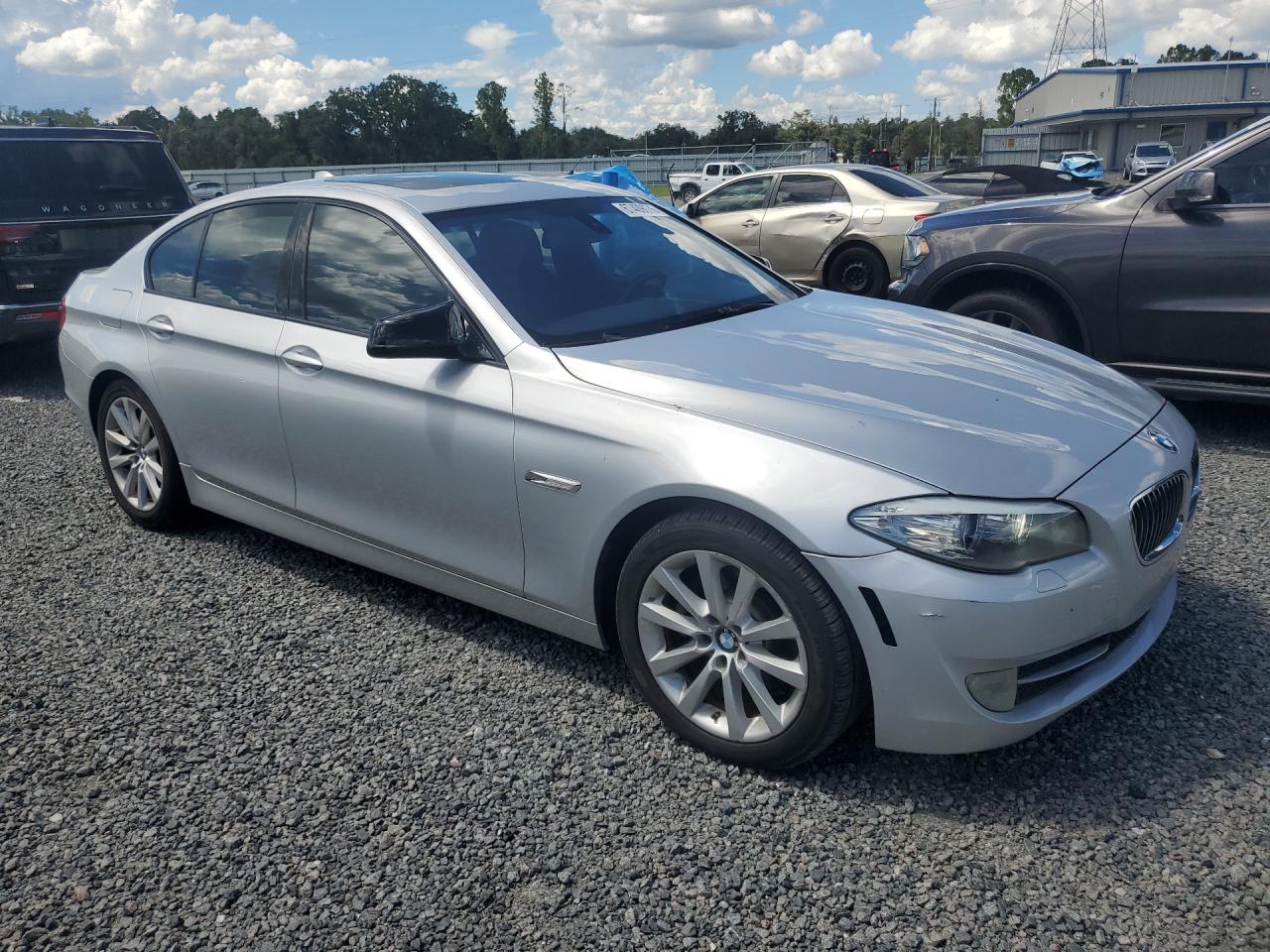 2011 Bmw 528 I Silver vin: WBAFR1C56BC260706