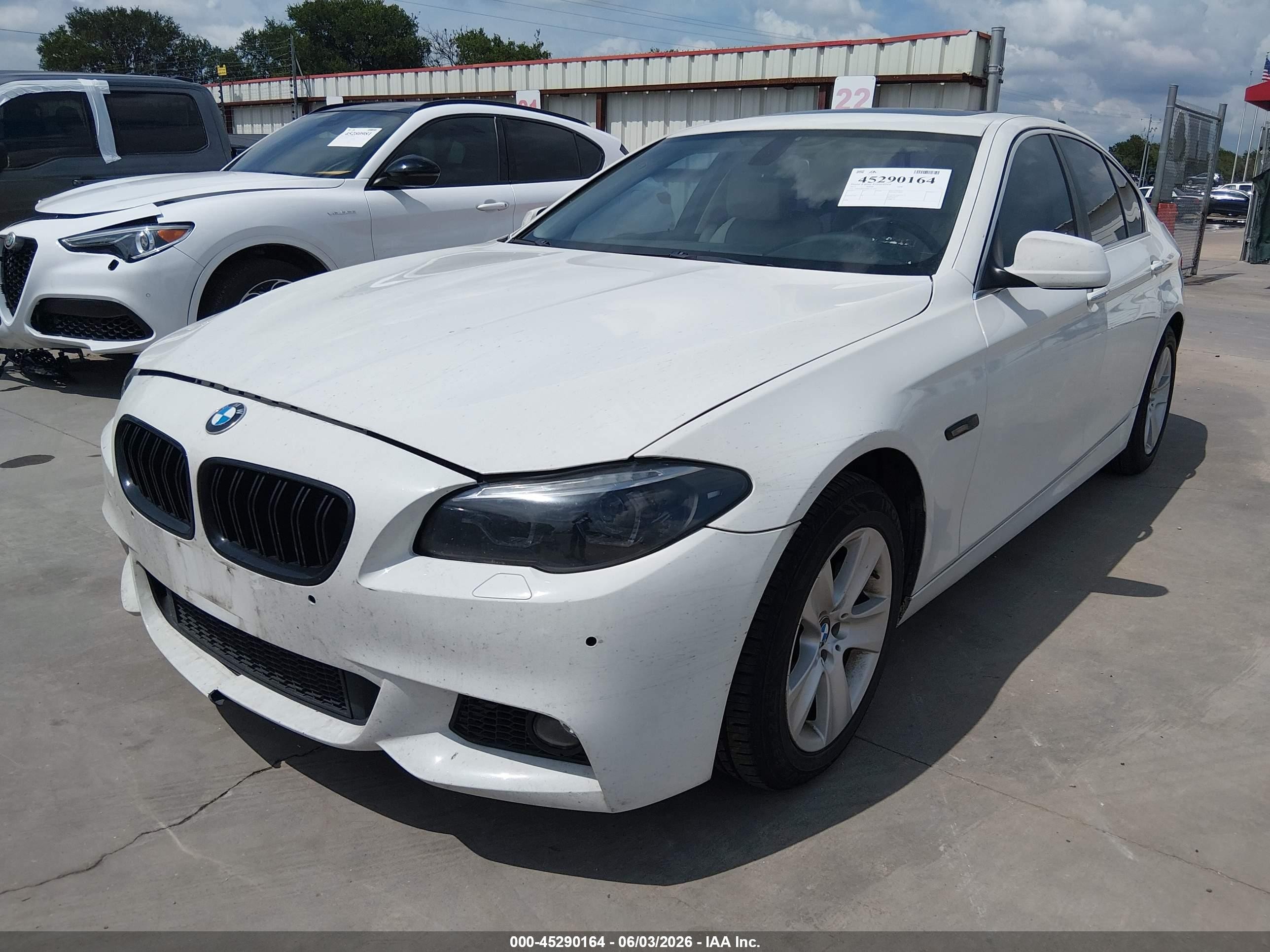 2011 Bmw 528i   White vin: WBAFR1C56BC737537