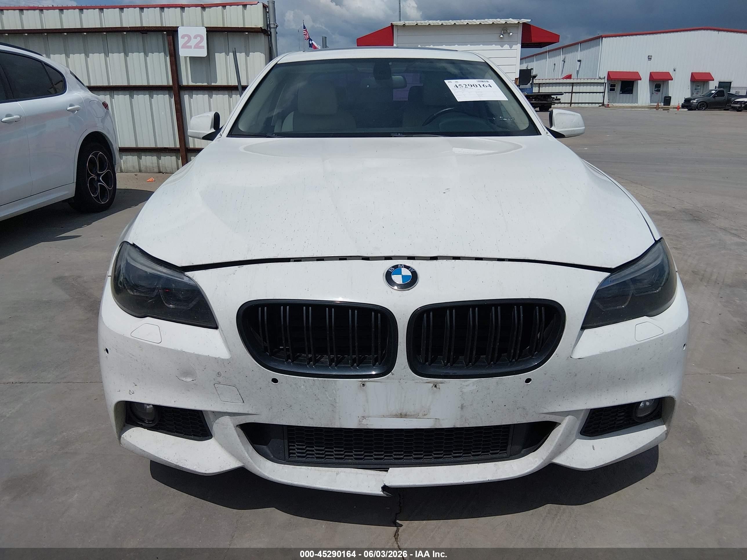 2011 Bmw 528i   White vin: WBAFR1C56BC737537