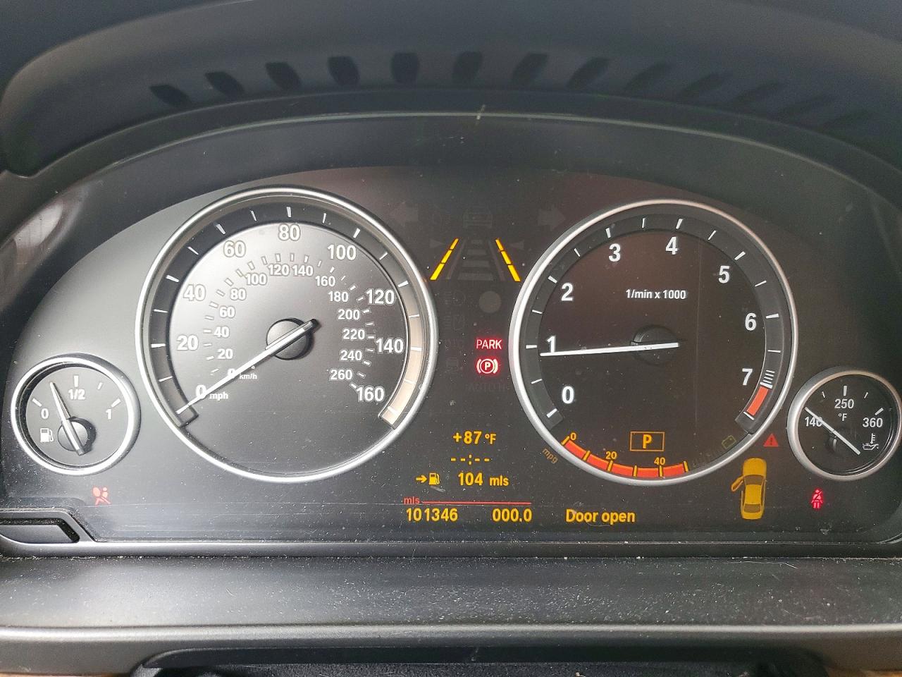 2011 Bmw 528 I Белый vin: WBAFR1C59BC260425