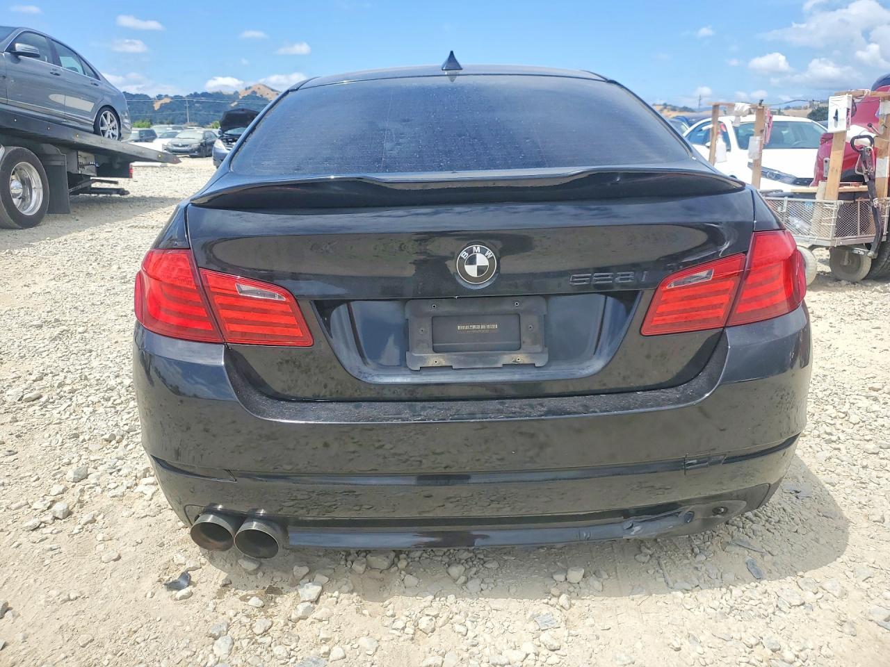 2011 Bmw 528 I Black vin: WBAFR1C59BC673221