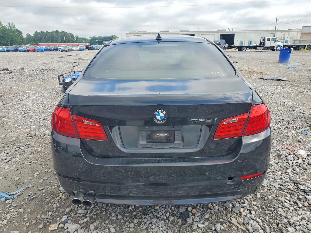 2011 Bmw 528 I Черный vin: WBAFR1C59BC750380
