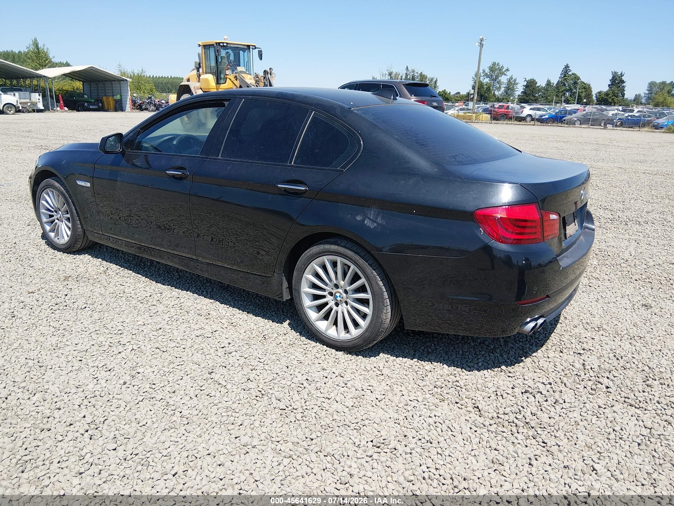 2011 Bmw 528i   Черный vin: WBAFR1C59BC750606