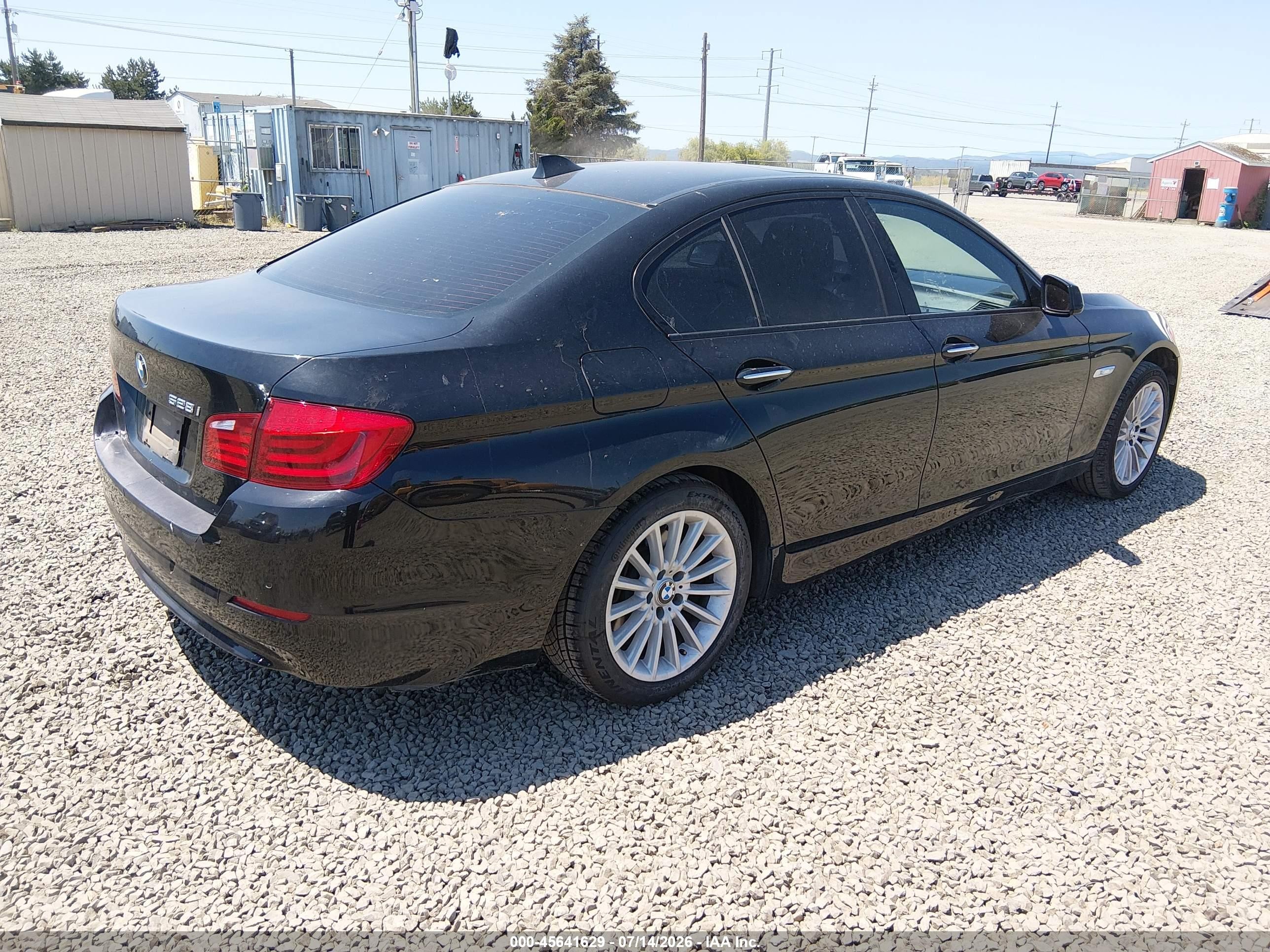 2011 Bmw 528i   Черный vin: WBAFR1C59BC750606