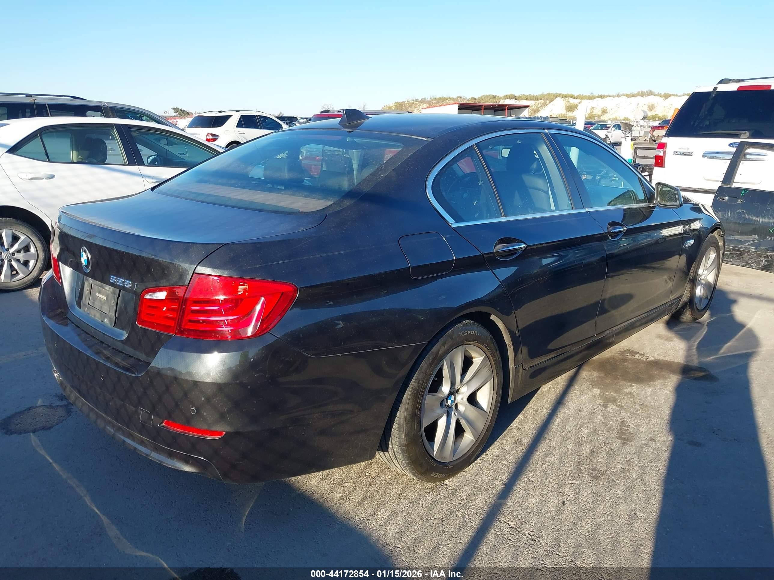 2011 Bmw 528i   Серый vin: WBAFR1C5XBC737508