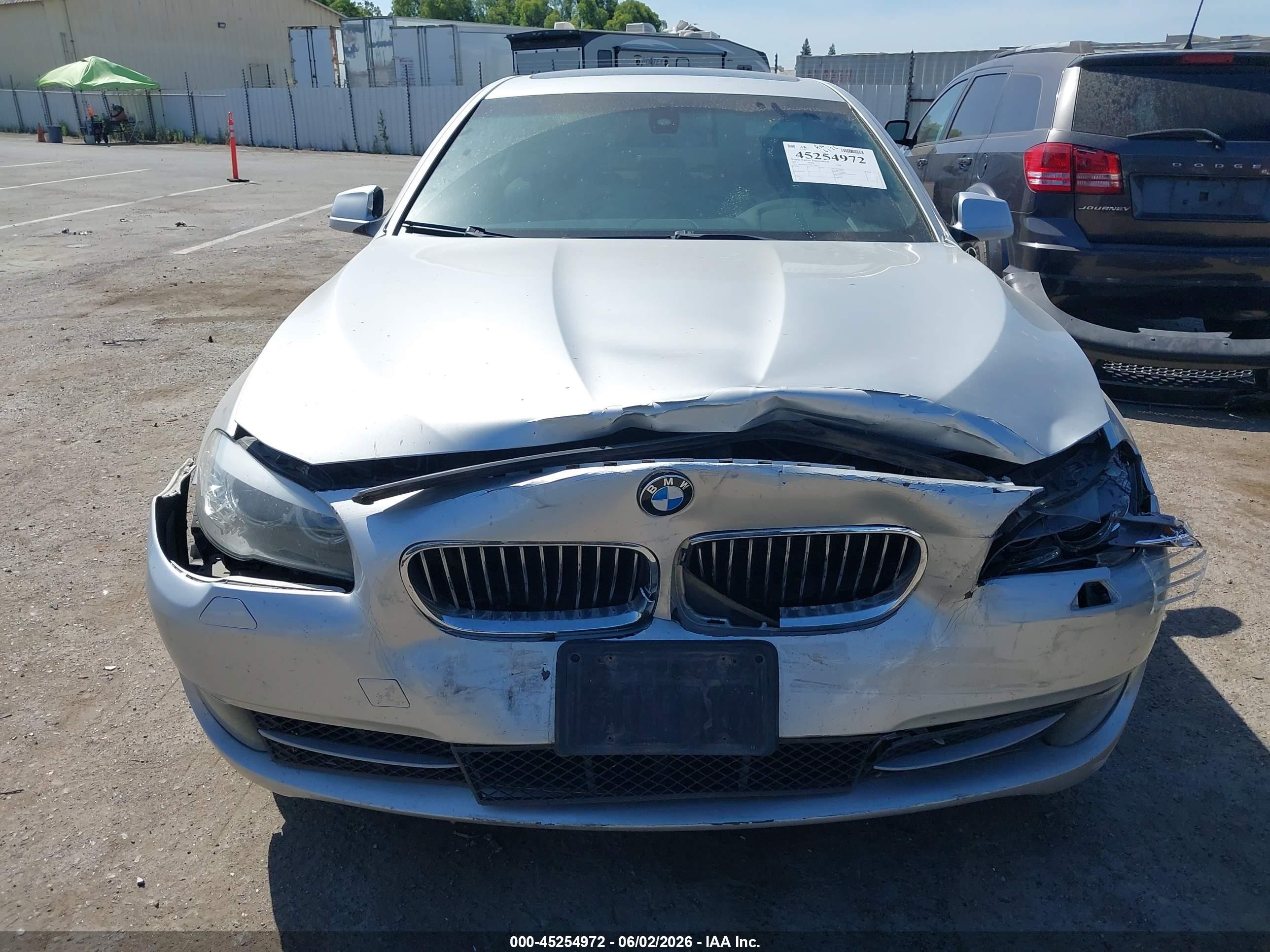2011 Bmw 528i   Silver vin: WBAFR1C5XBC744412