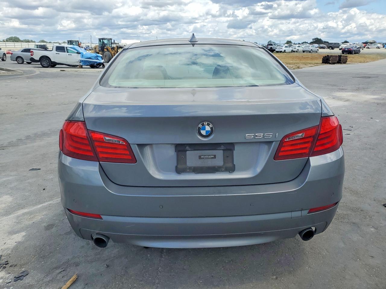 2011 Bmw 535 I Gray vin: WBAFR7C50BC807343