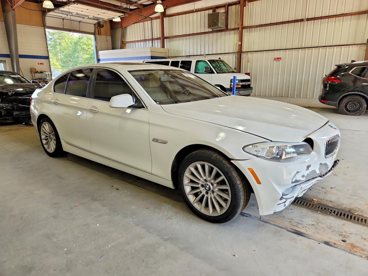 2012 Bmw 535 I White vin: WBAFR7C50CC814195