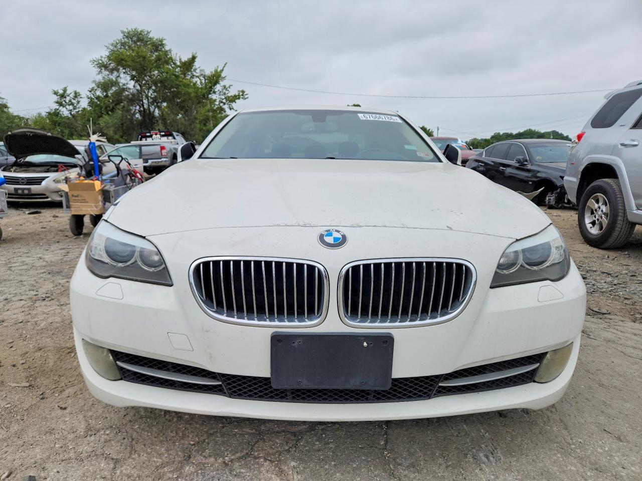 2013 Bmw 535 I White vin: WBAFR7C50DC818264