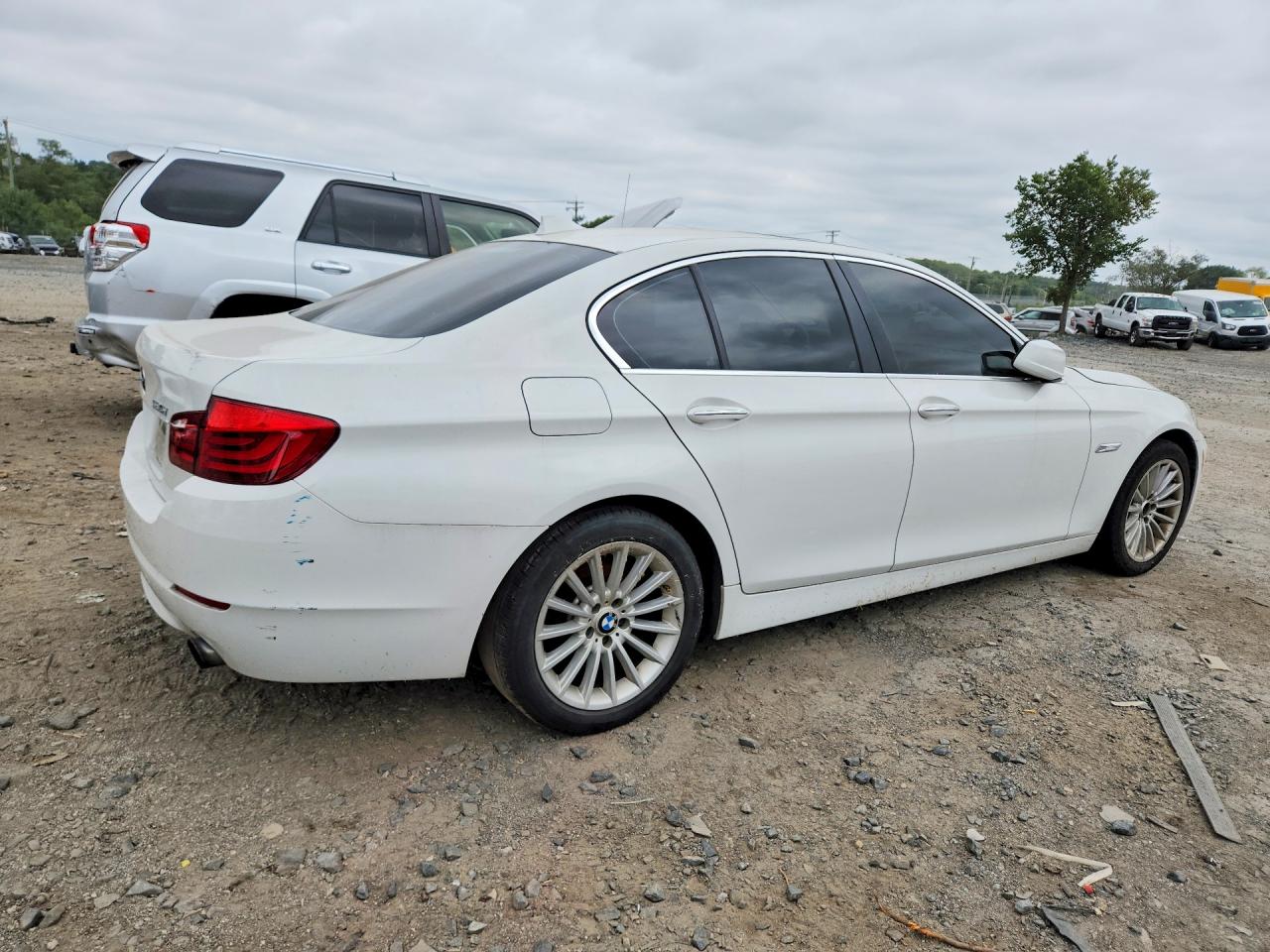 2013 Bmw 535 I White vin: WBAFR7C50DC818264