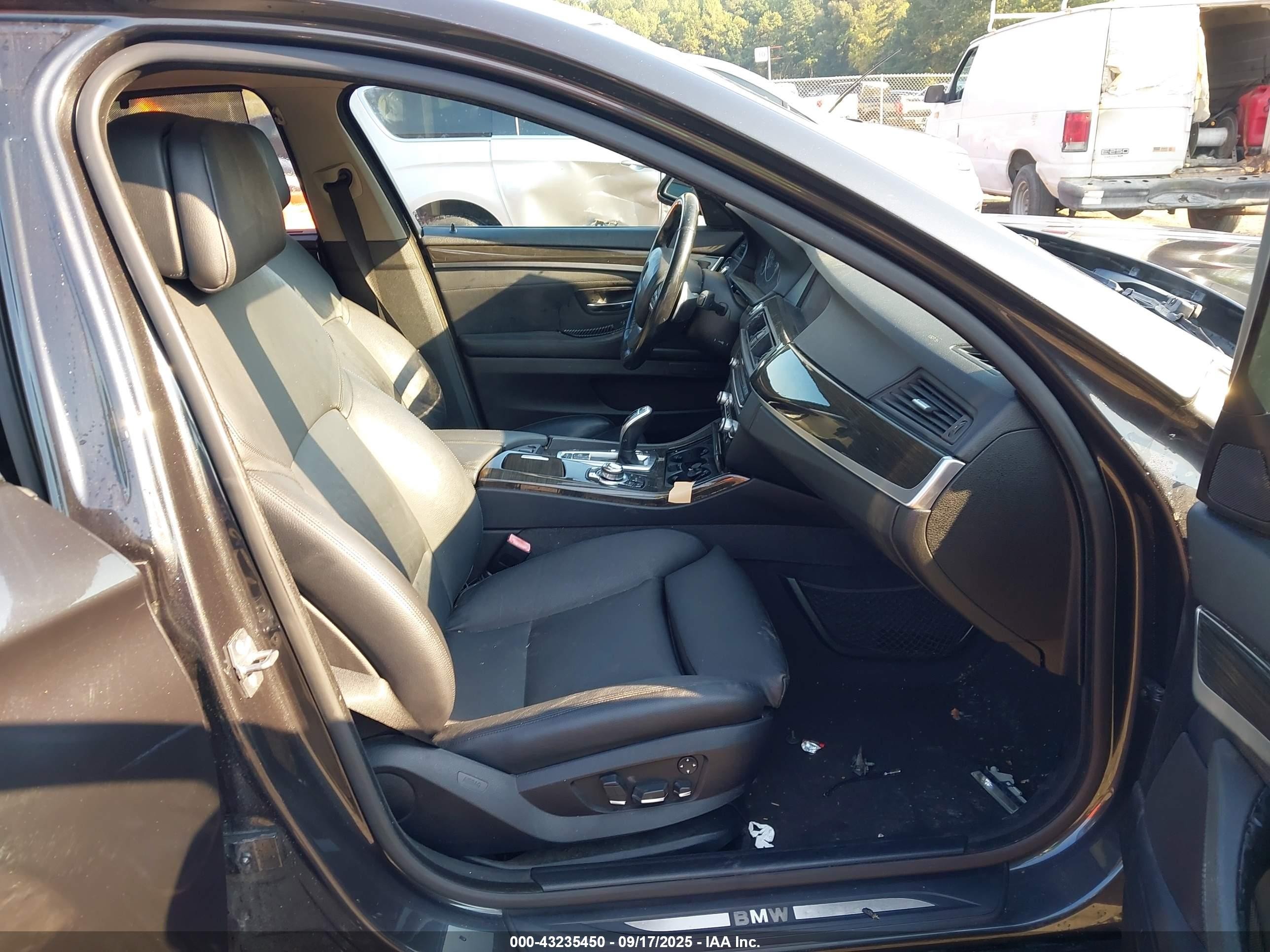 2011 Bmw 535i   Black vin: WBAFR7C52BC605443