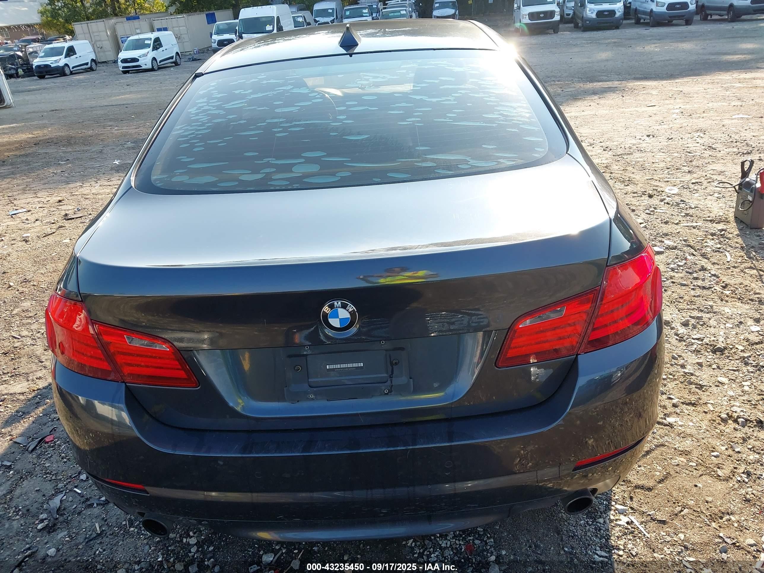 2011 Bmw 535i   Black vin: WBAFR7C52BC605443