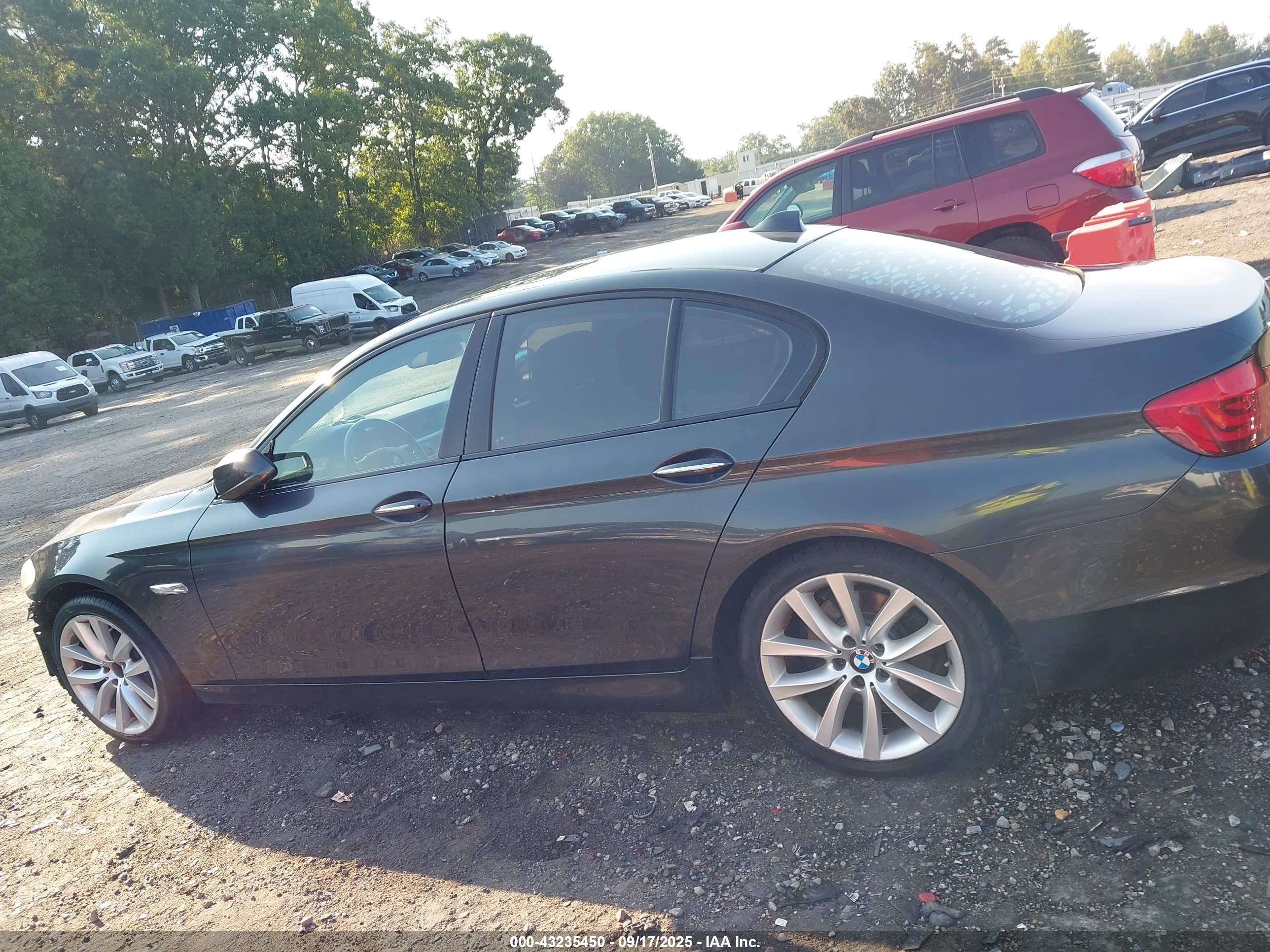 2011 Bmw 535i   Black vin: WBAFR7C52BC605443