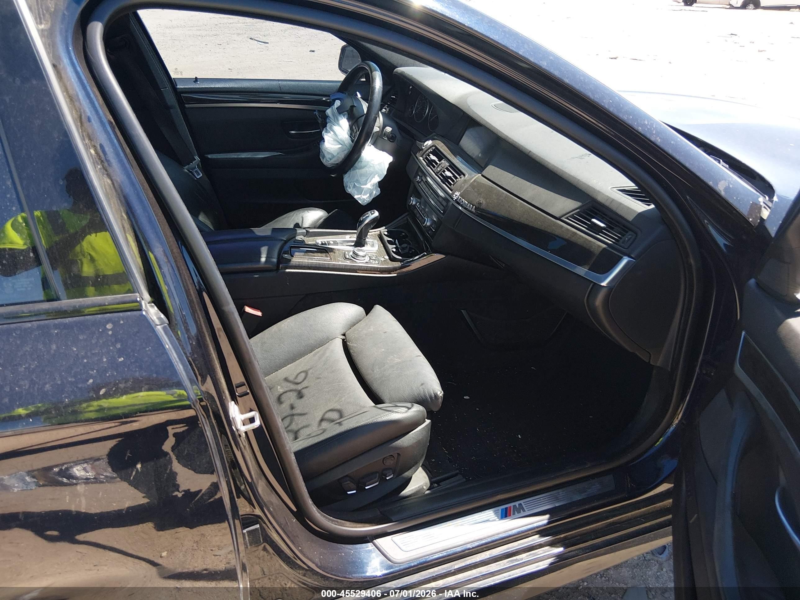 2011 Bmw 535i   Black vin: WBAFR7C52BC607693