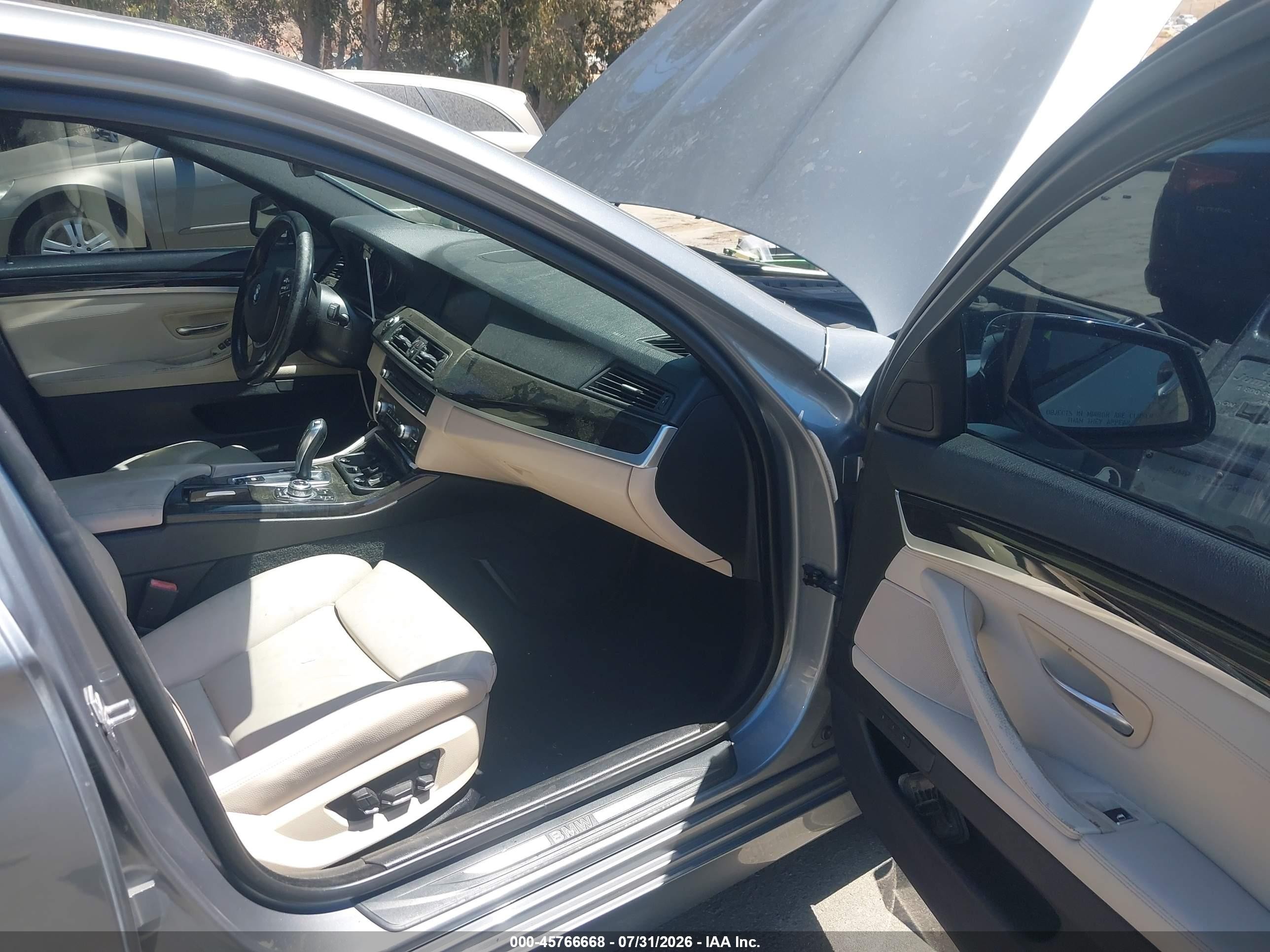 2012 Bmw 535i   Silver vin: WBAFR7C52CC811122