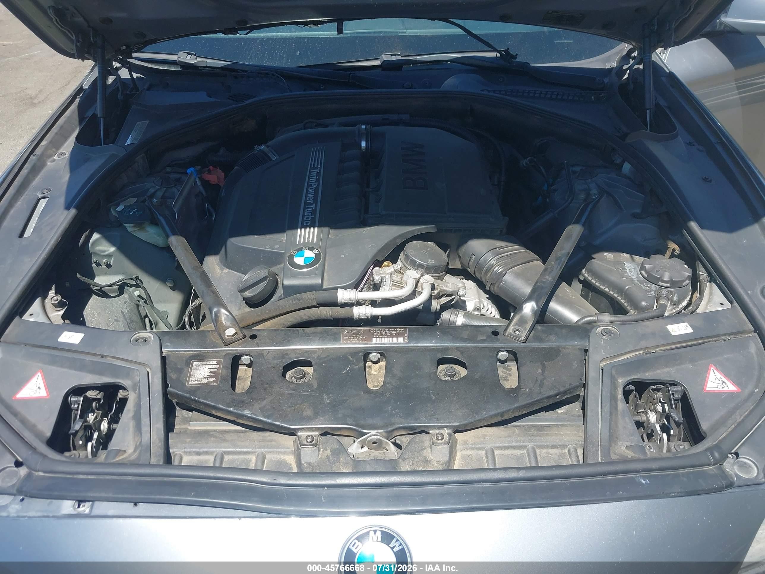 2012 Bmw 535i   Silver vin: WBAFR7C52CC811122