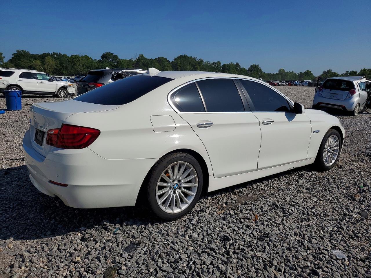 2013 Bmw 535 I White vin: WBAFR7C53DC819702