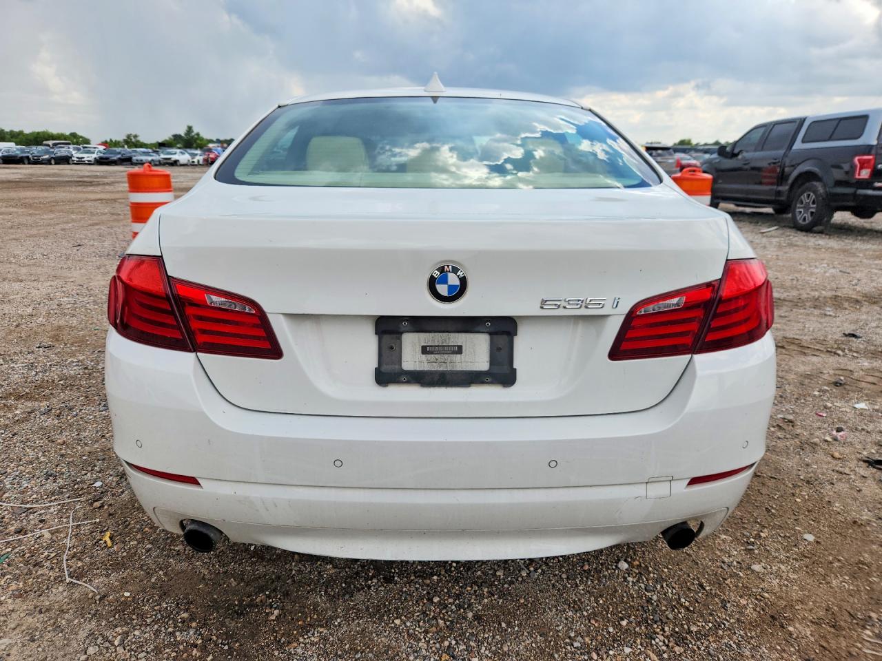 2012 Bmw 535 I White vin: WBAFR7C54CC809663
