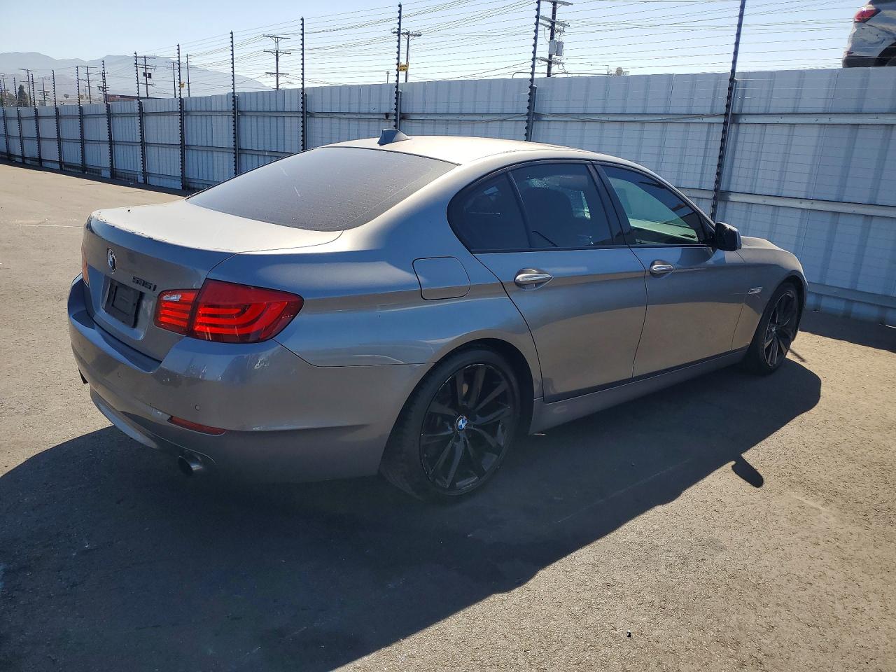 2011 Bmw 535 I Silver vin: WBAFR7C56BC602481