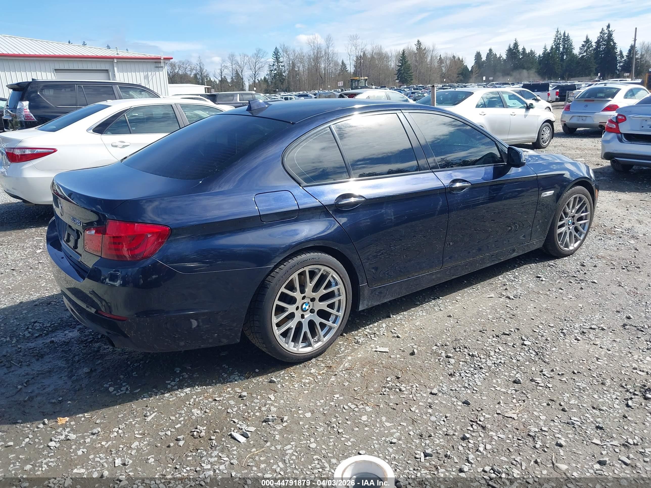 2011 Bmw 535i   Blue vin: WBAFR7C56BC602755