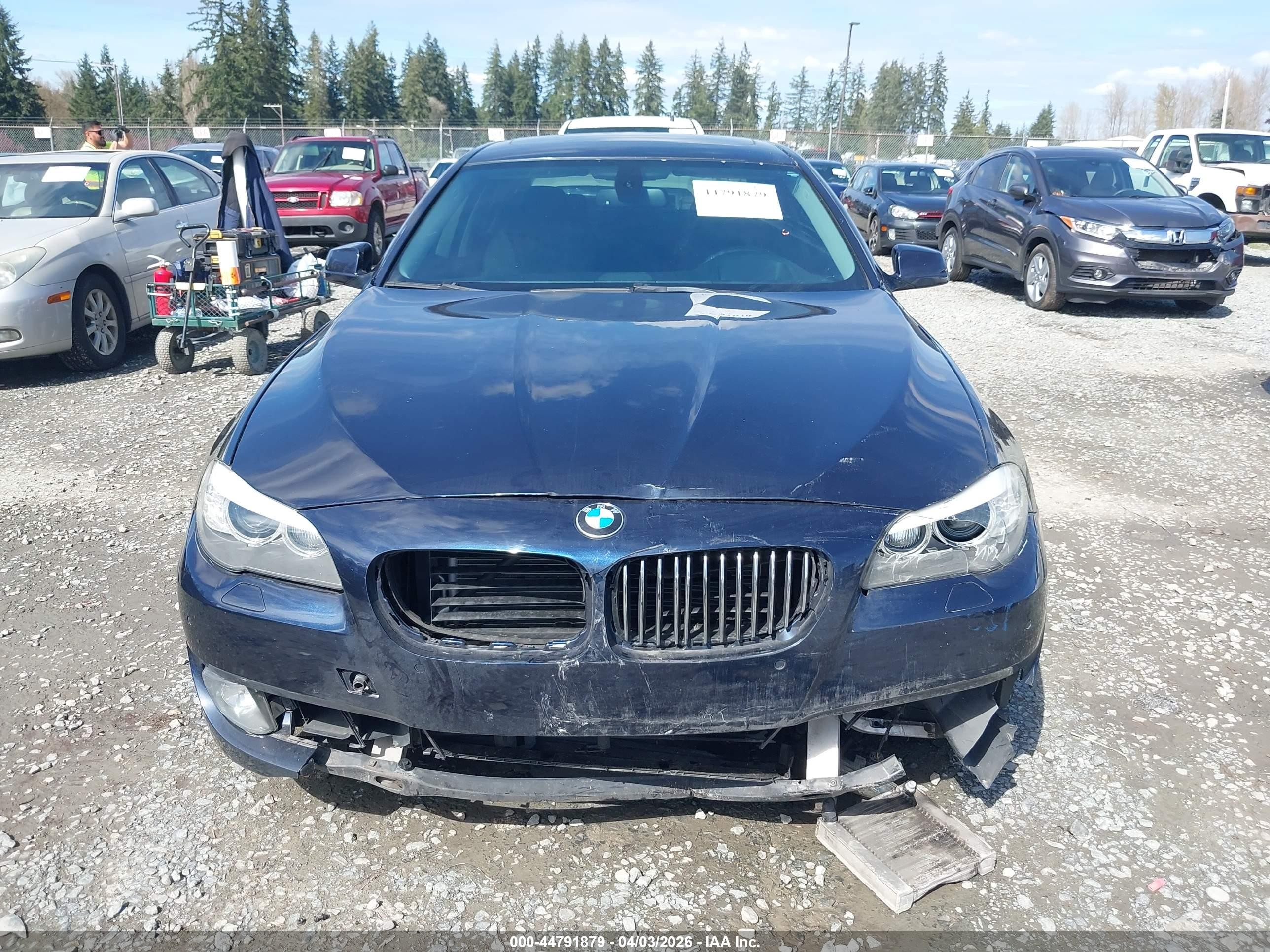 2011 Bmw 535i   Blue vin: WBAFR7C56BC602755