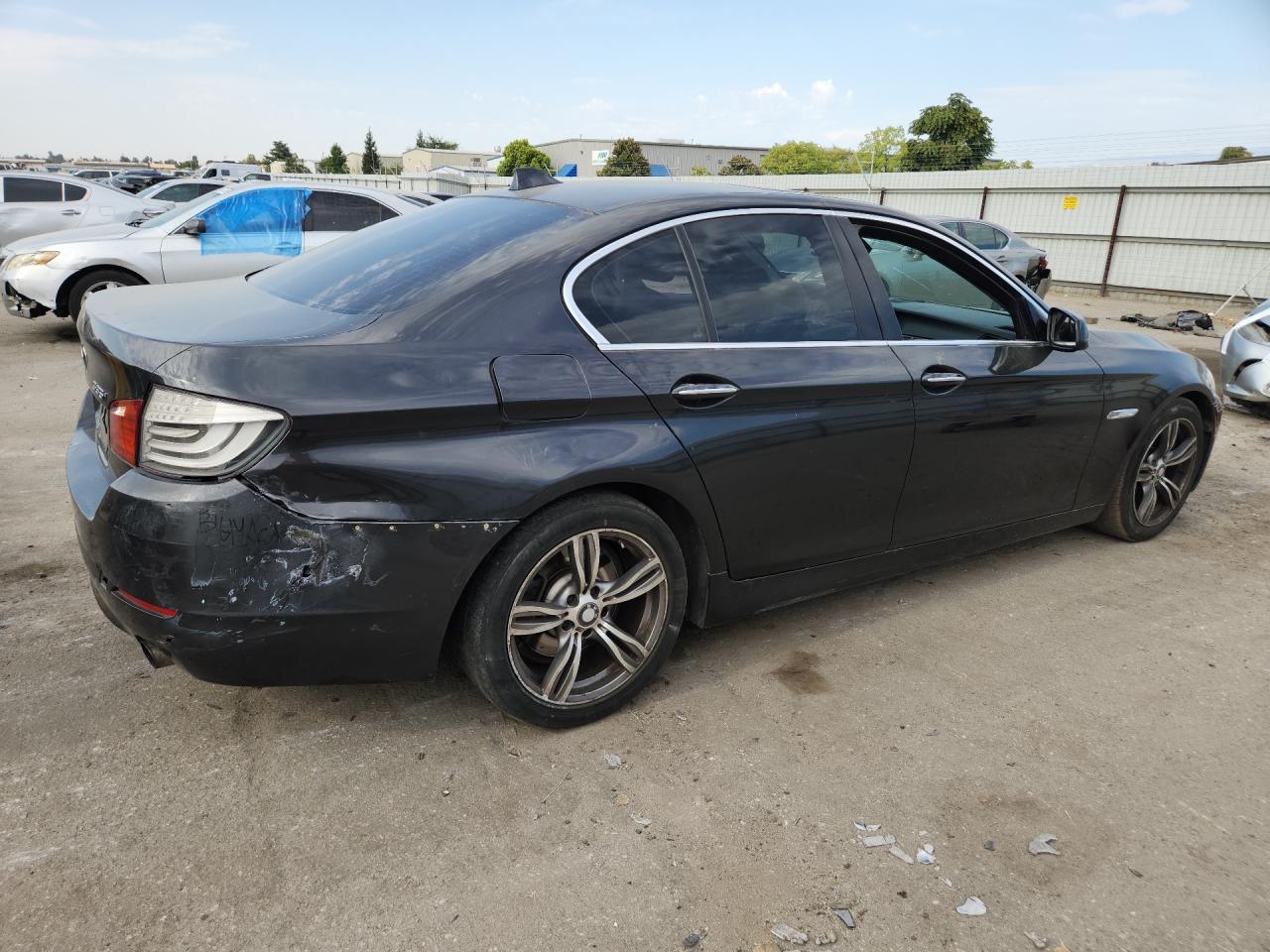 2012 Bmw 535 I Black vin: WBAFR7C56CC815710 Damage: Right Tail Light, Broken, Replacement Required