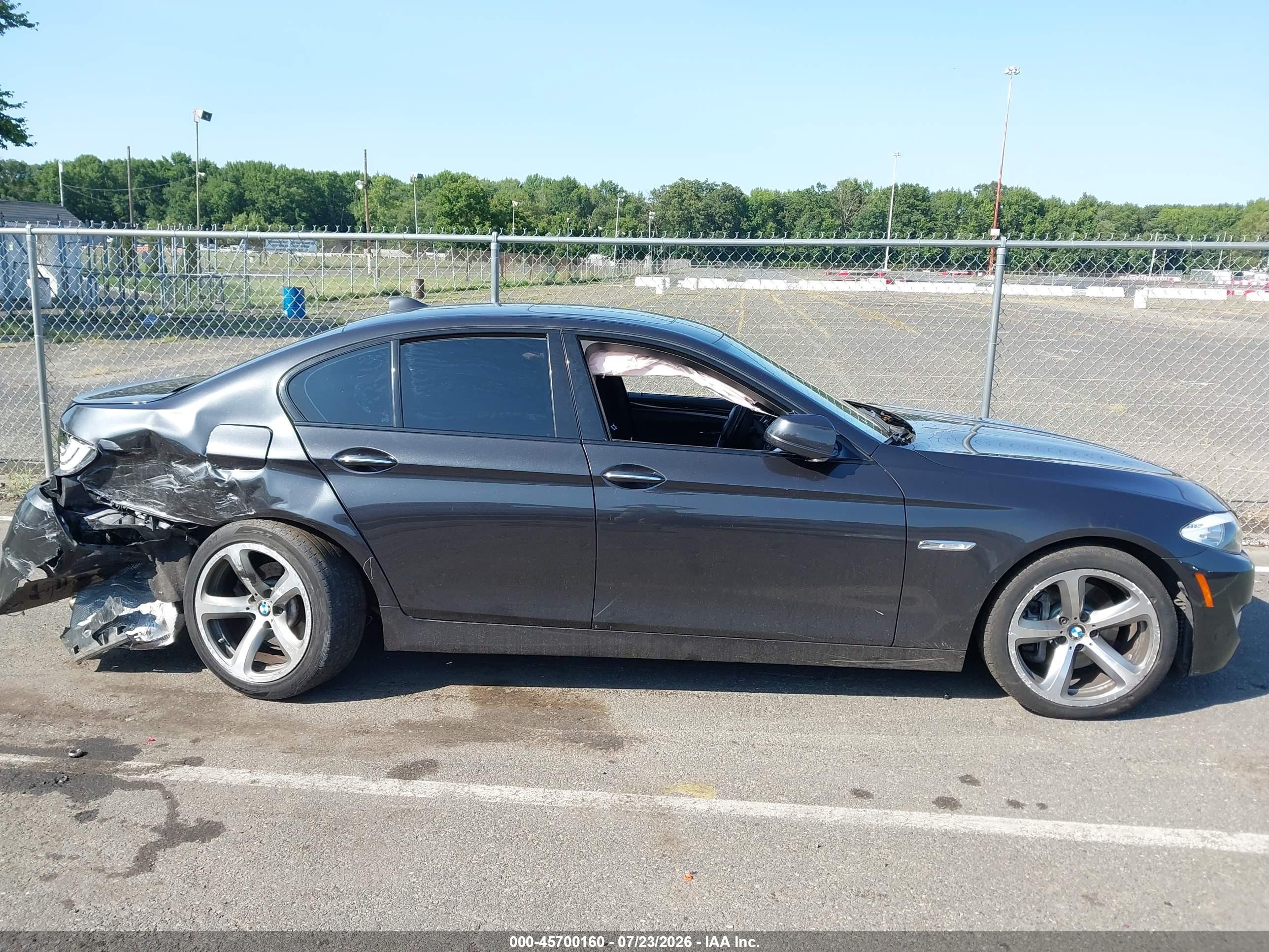 2011 Bmw 535i   Серый vin: WBAFR7C57BC602831