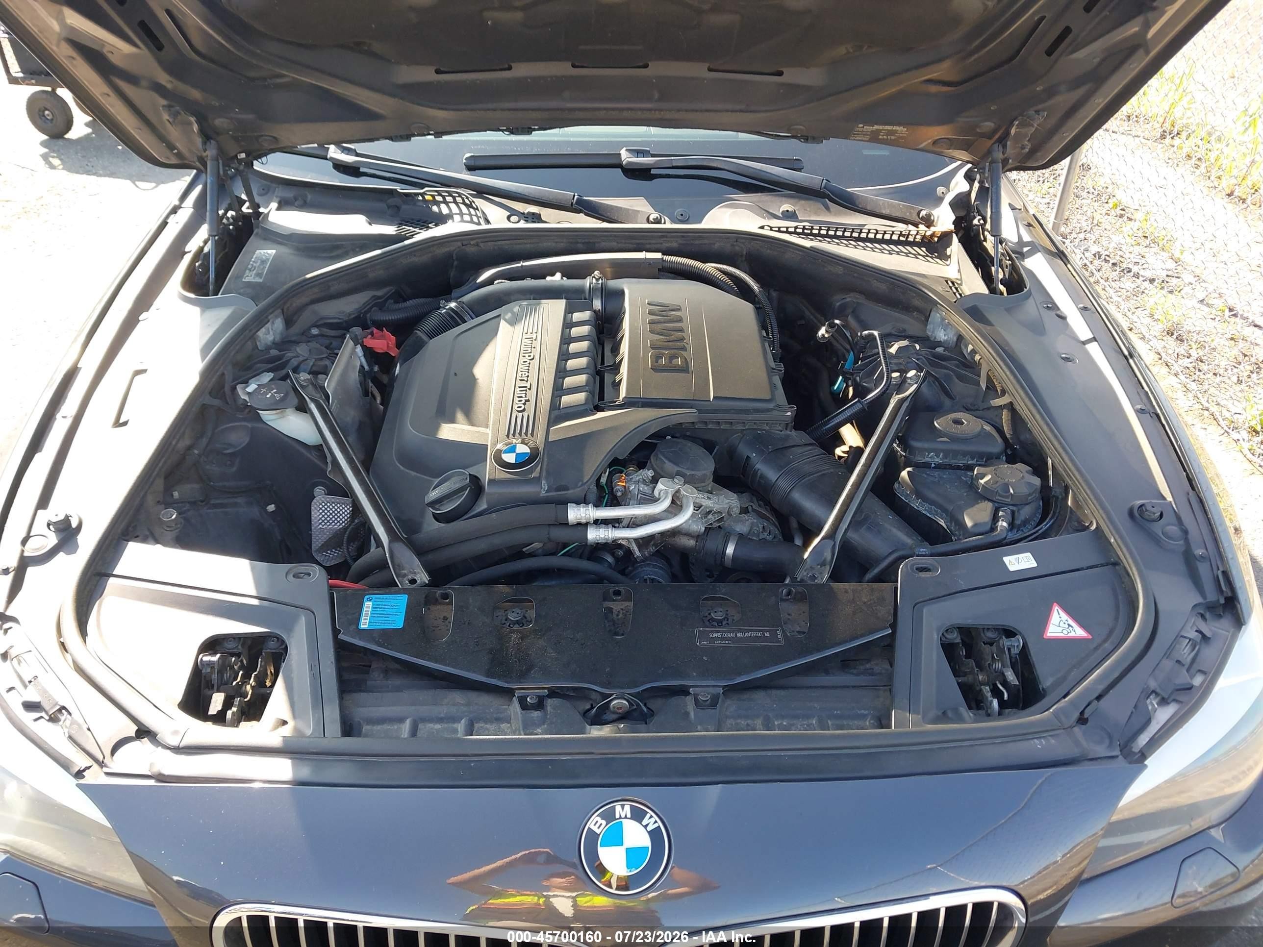 2011 Bmw 535i   Серый vin: WBAFR7C57BC602831