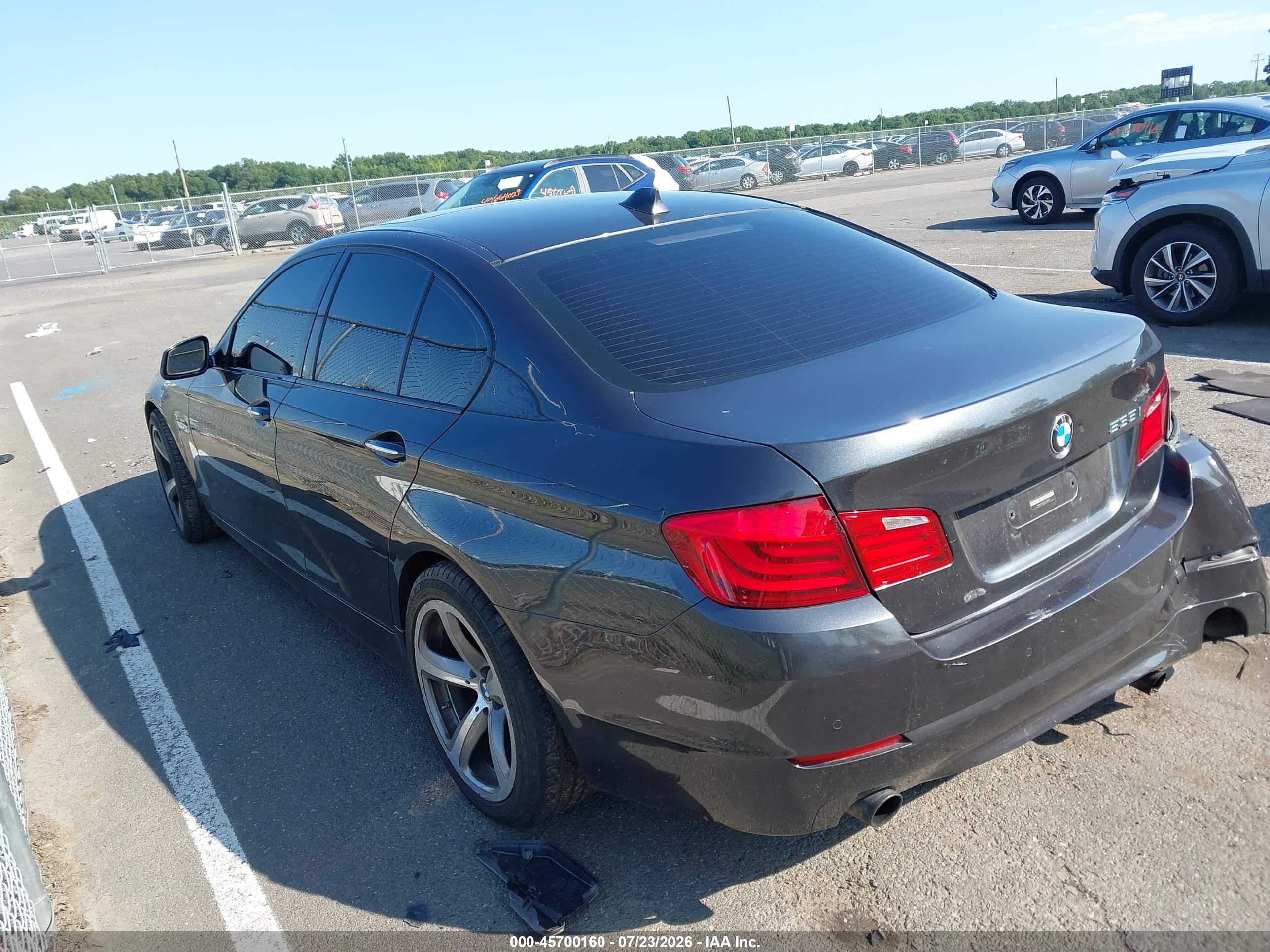 2011 Bmw 535i   Серый vin: WBAFR7C57BC602831