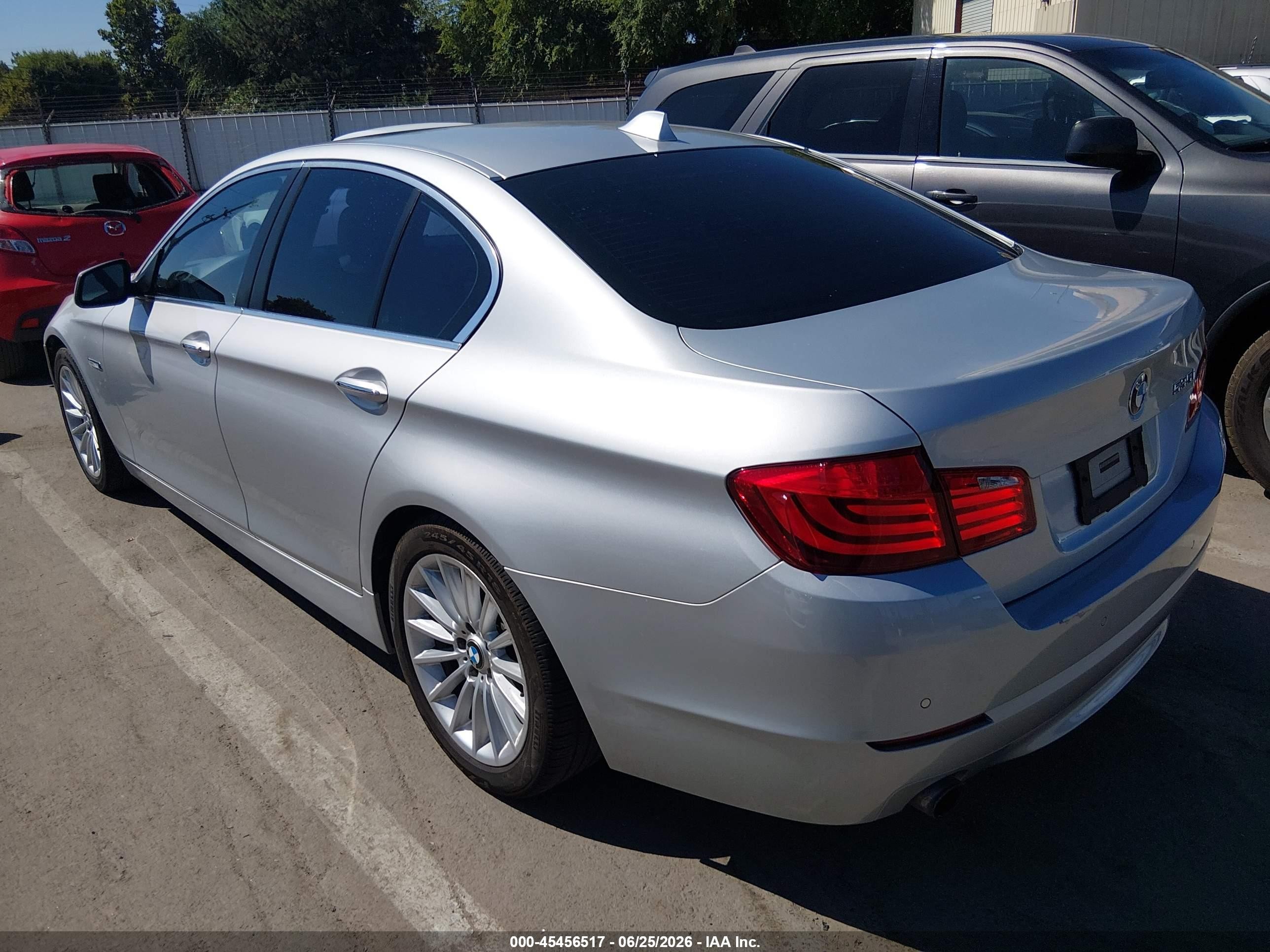 2011 Bmw 535i   Silver vin: WBAFR7C57BC608421