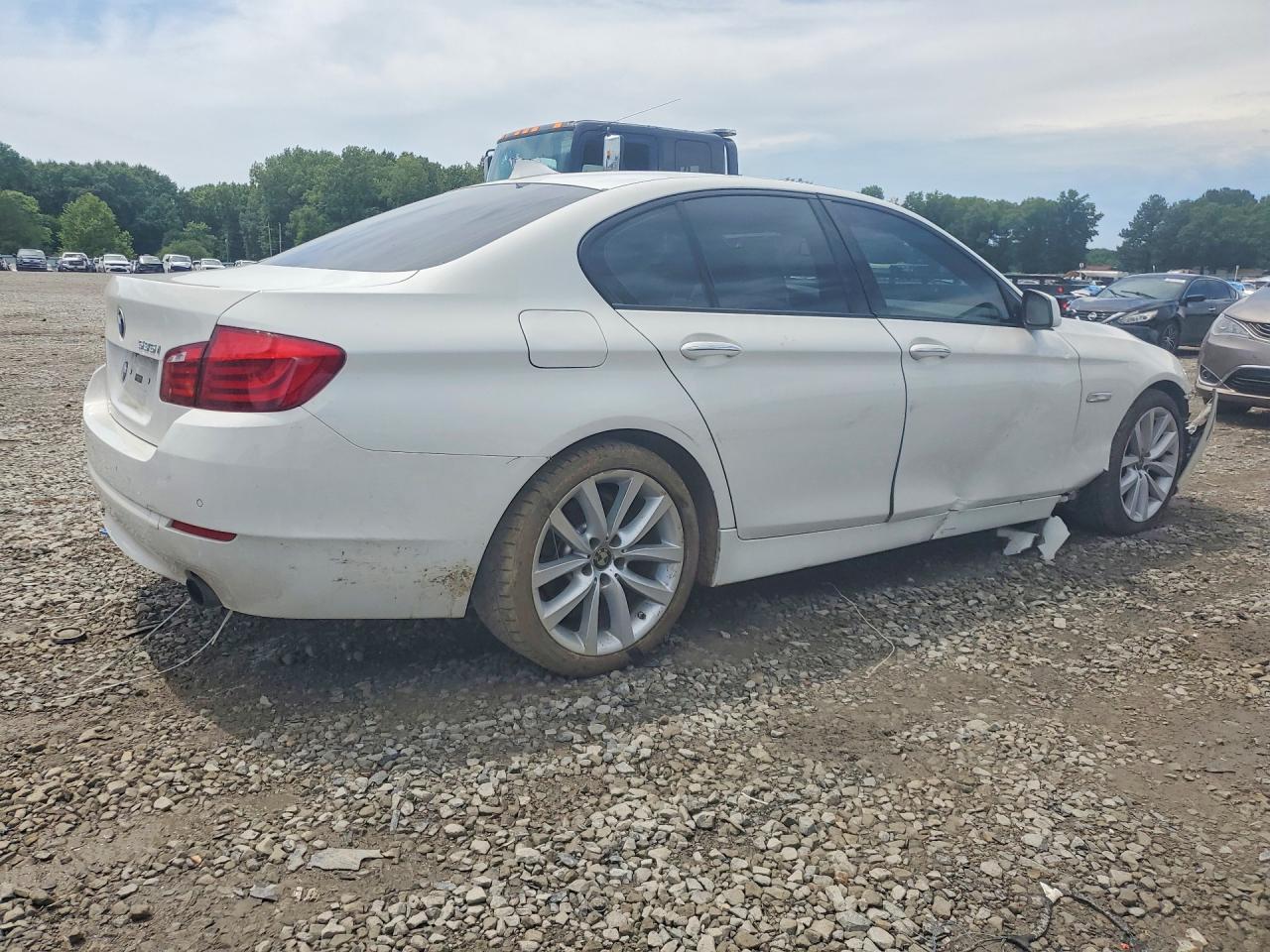 2012 Bmw 535 I White vin: WBAFR7C57CC813139