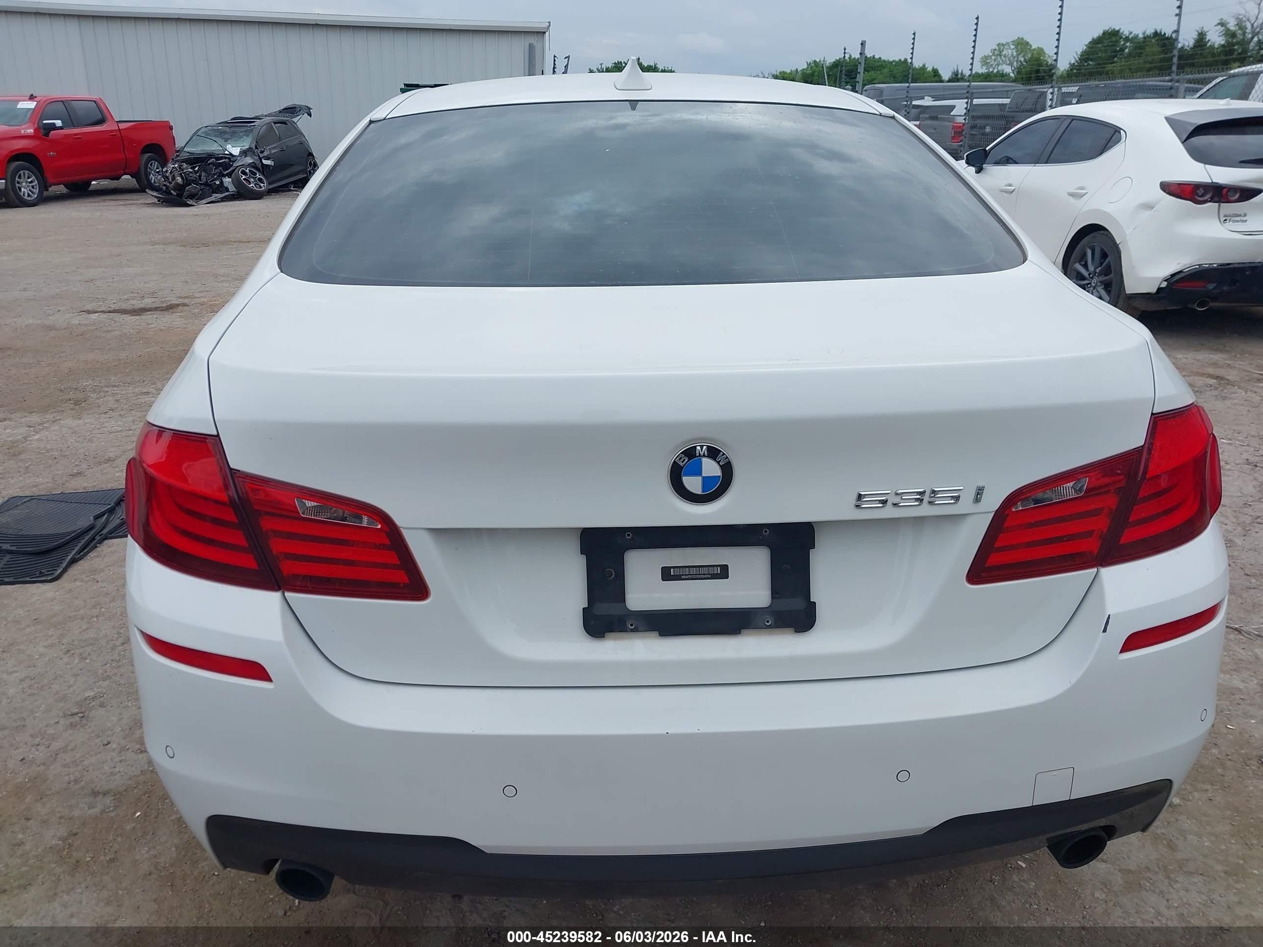 2013 Bmw 535i   White vin: WBAFR7C57DC824353