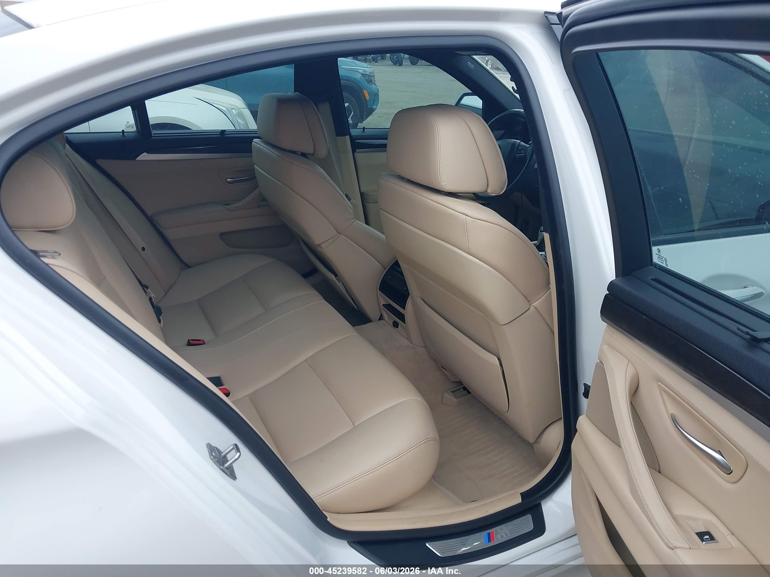 2013 Bmw 535i   White vin: WBAFR7C57DC824353