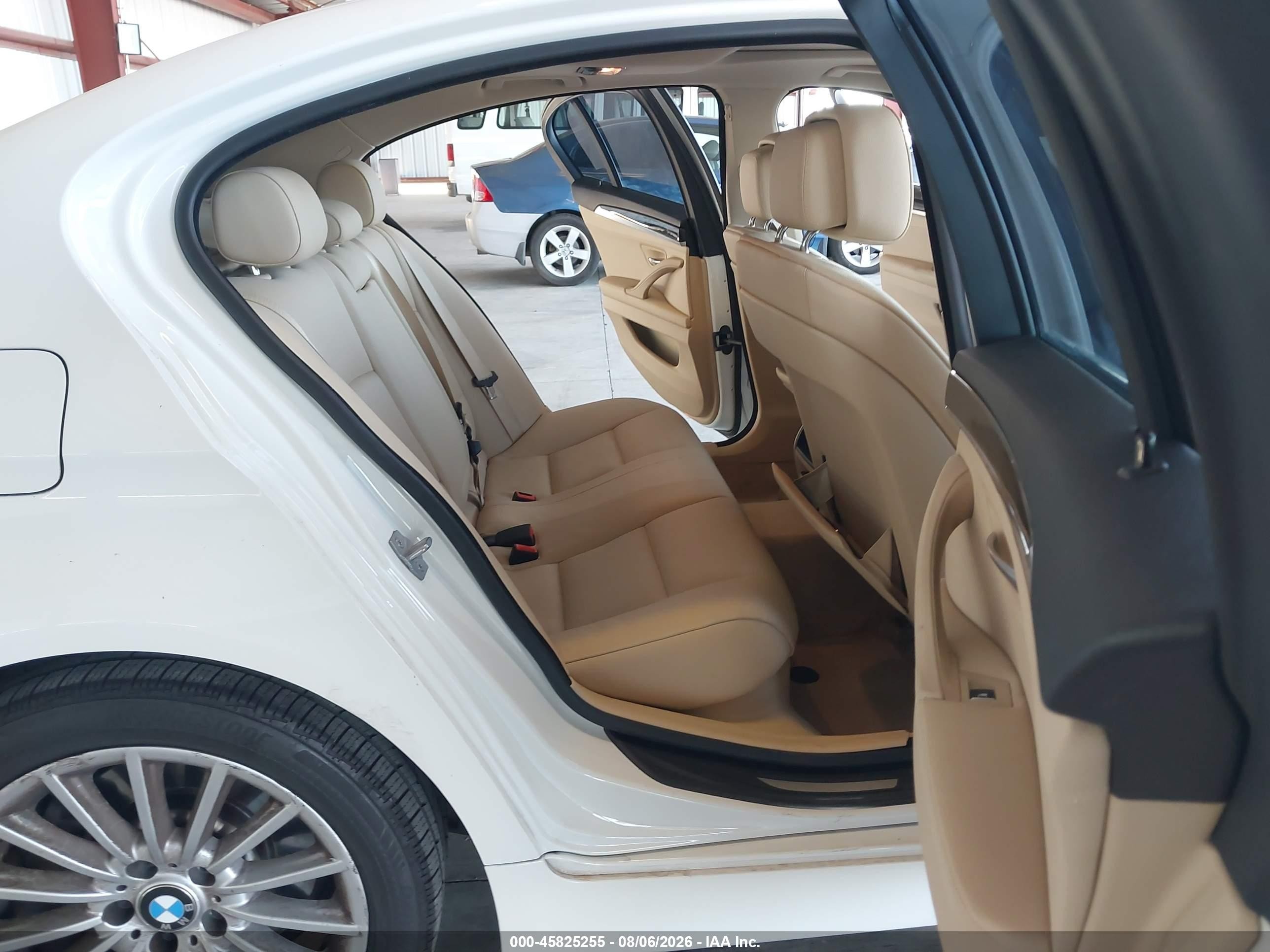 2013 Bmw 535i   White vin: WBAFR7C57DC826085