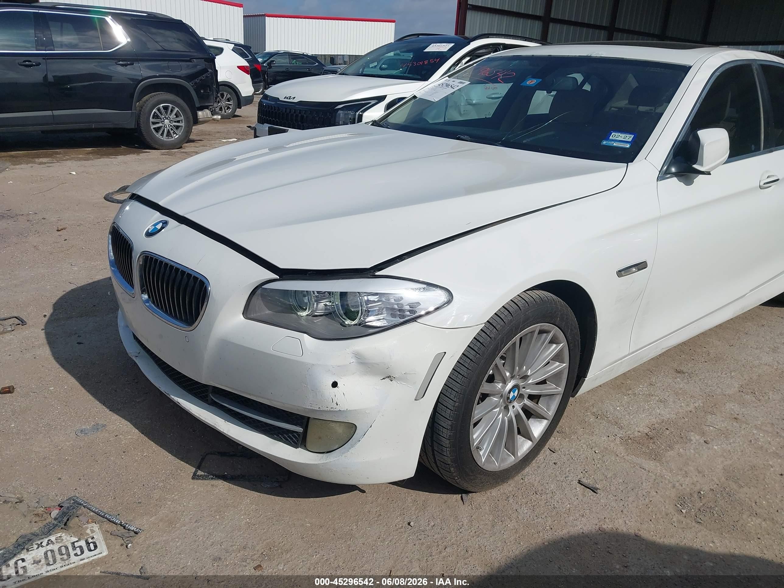 2013 Bmw 535i   White vin: WBAFR7C58DC824362