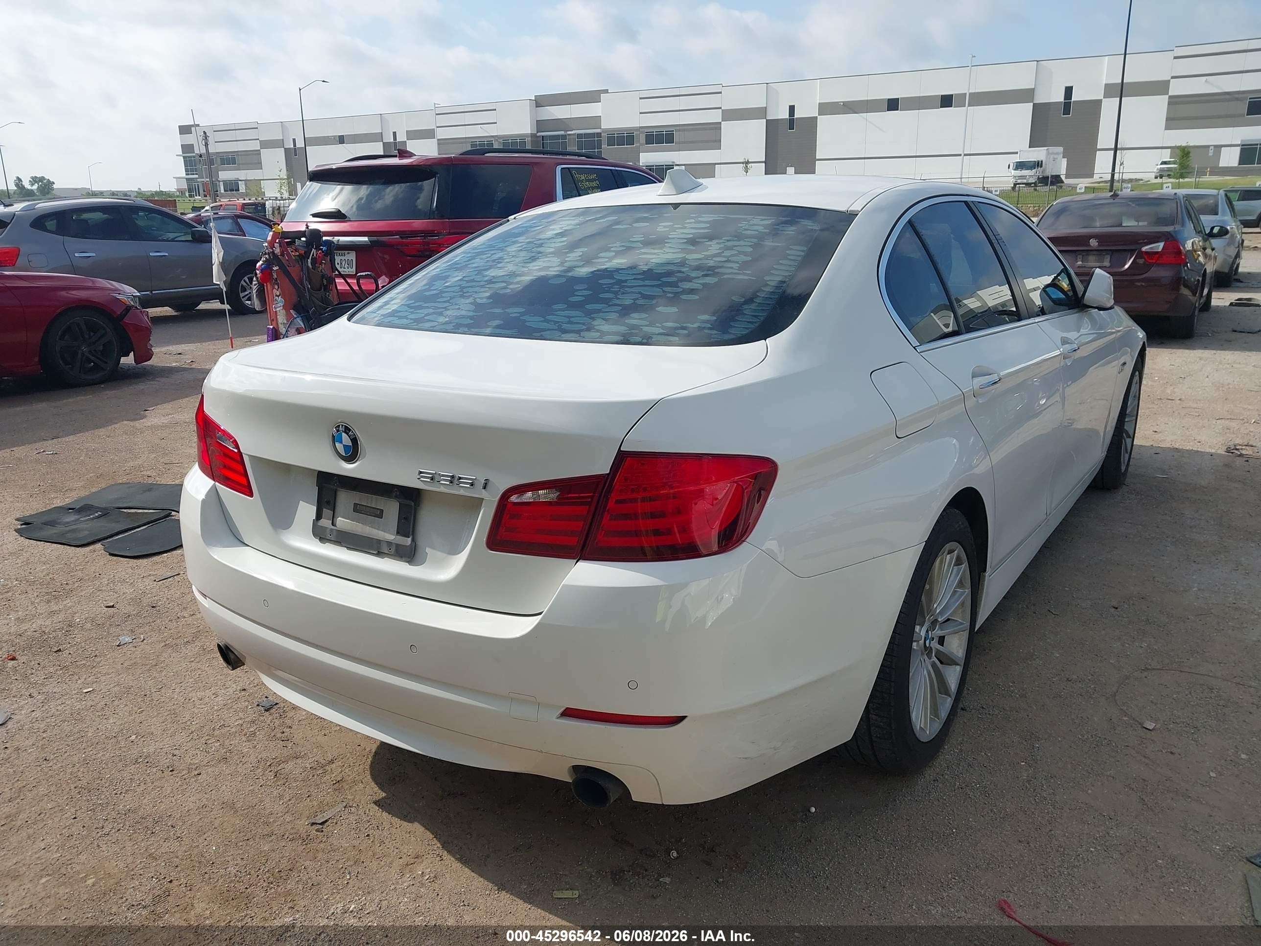 2013 Bmw 535i   White vin: WBAFR7C58DC824362