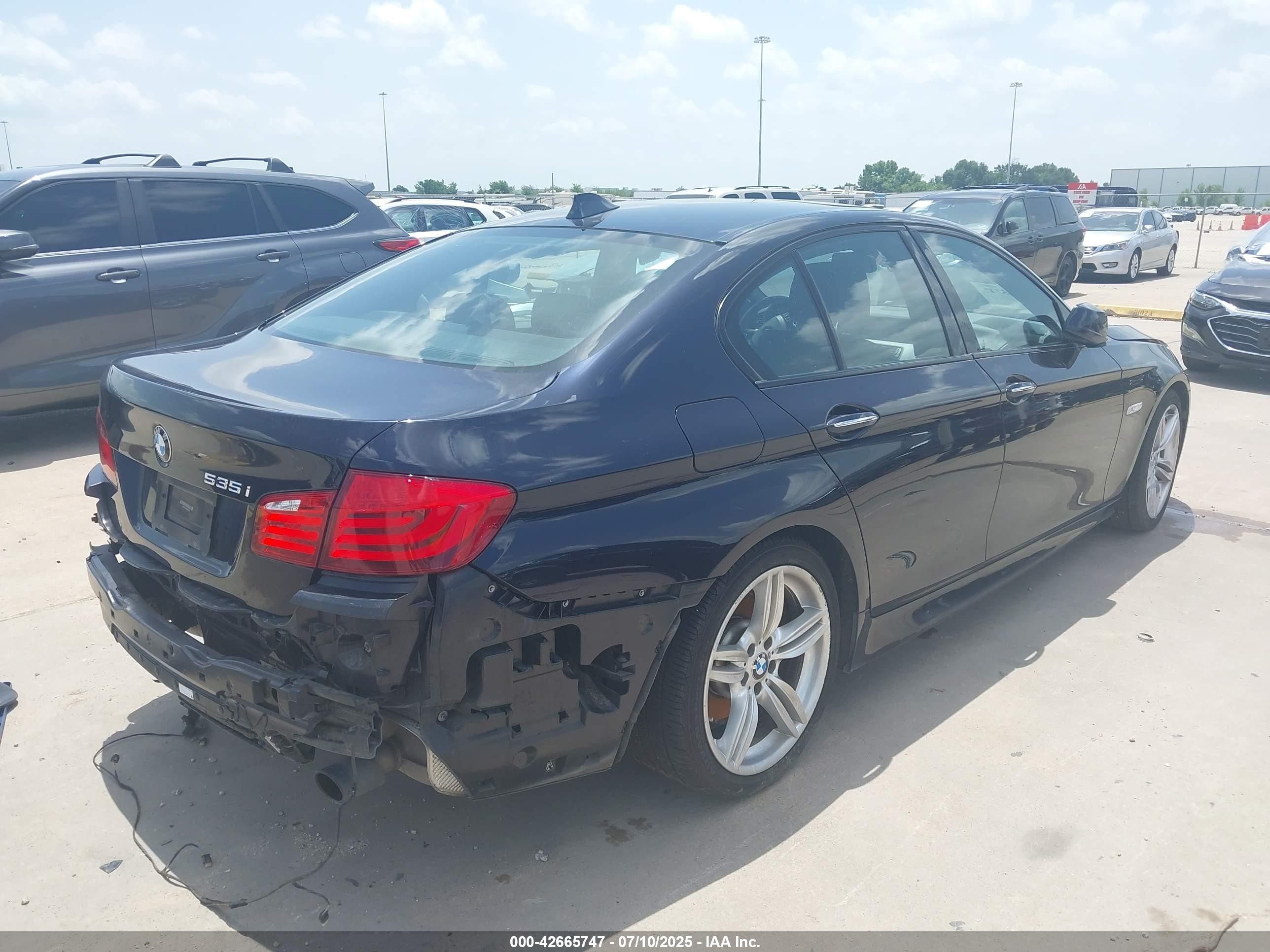 2013 Bmw 535i Черный vin: WBAFR7C58DC829223