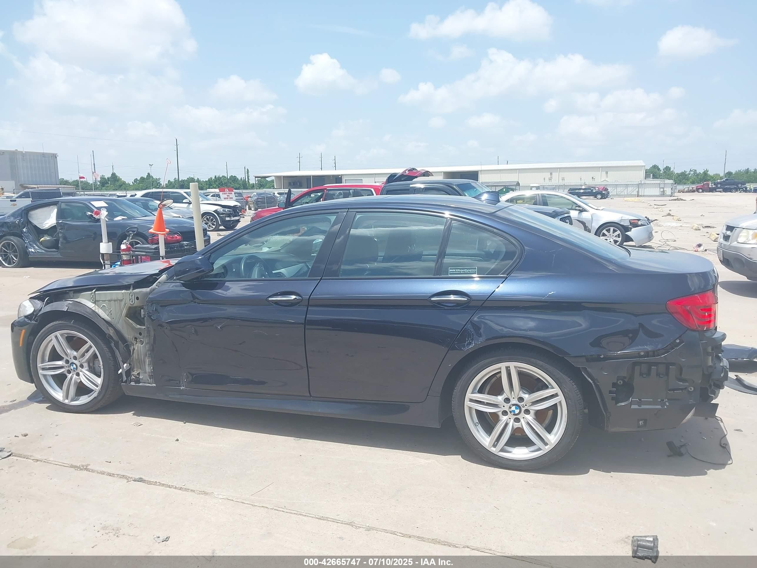 2013 Bmw 535i Черный vin: WBAFR7C58DC829223