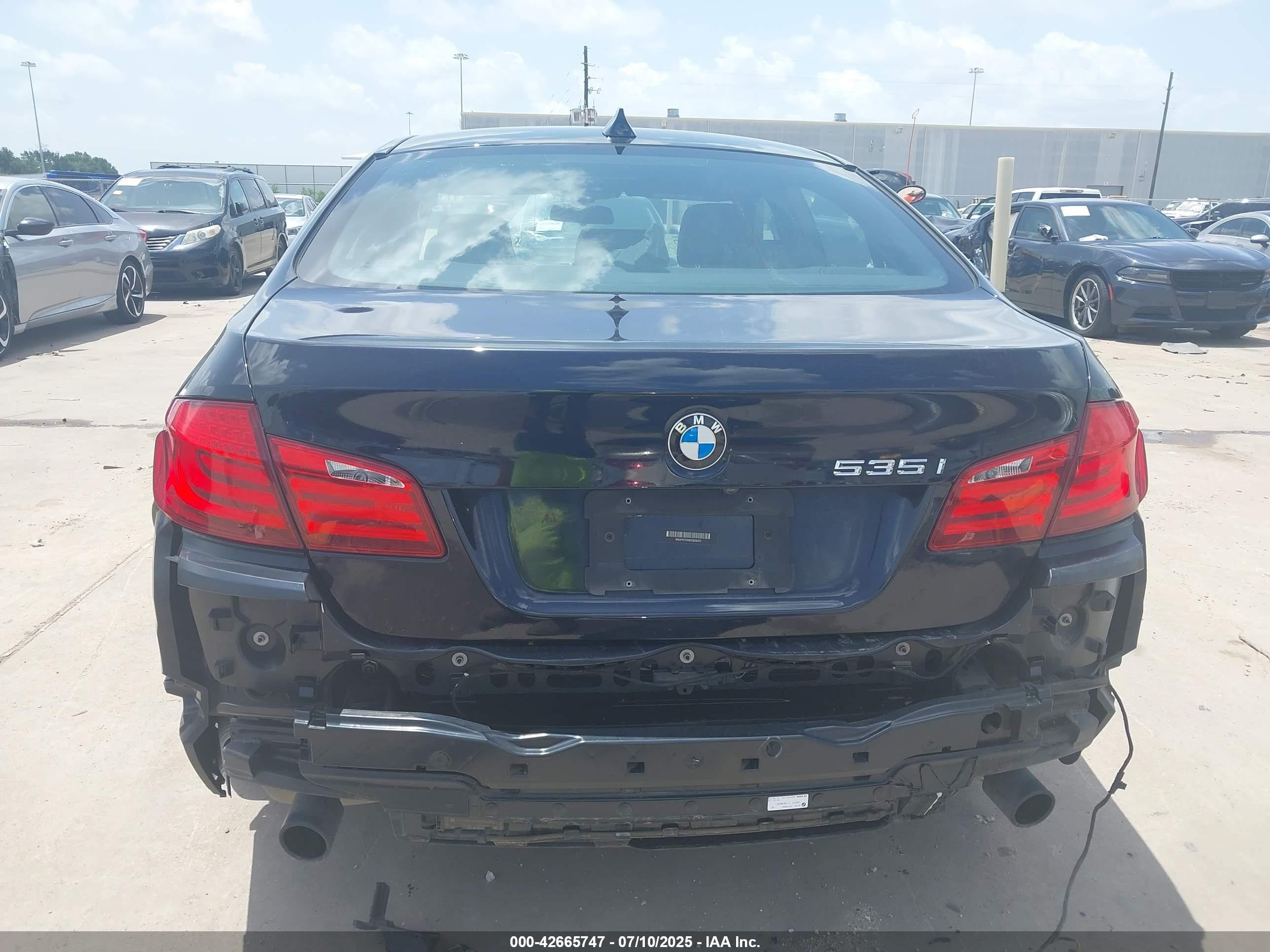 2013 Bmw 535i Черный vin: WBAFR7C58DC829223