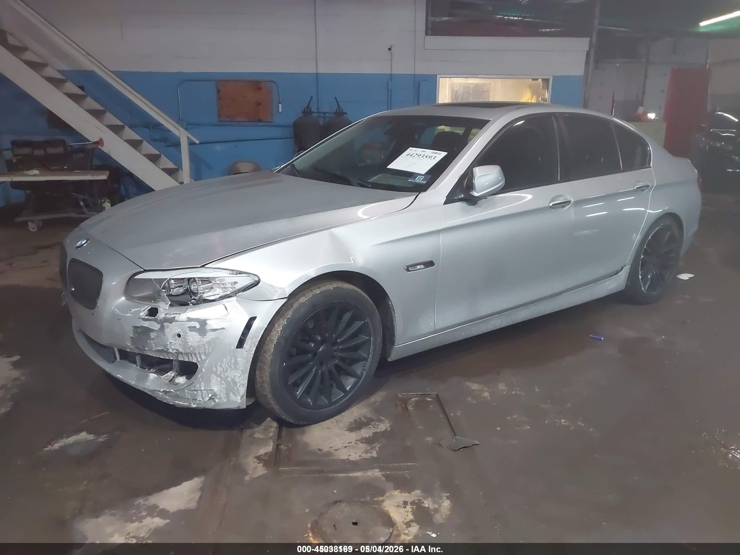2011 Bmw 535i   Silver vin: WBAFR7C59BC602295