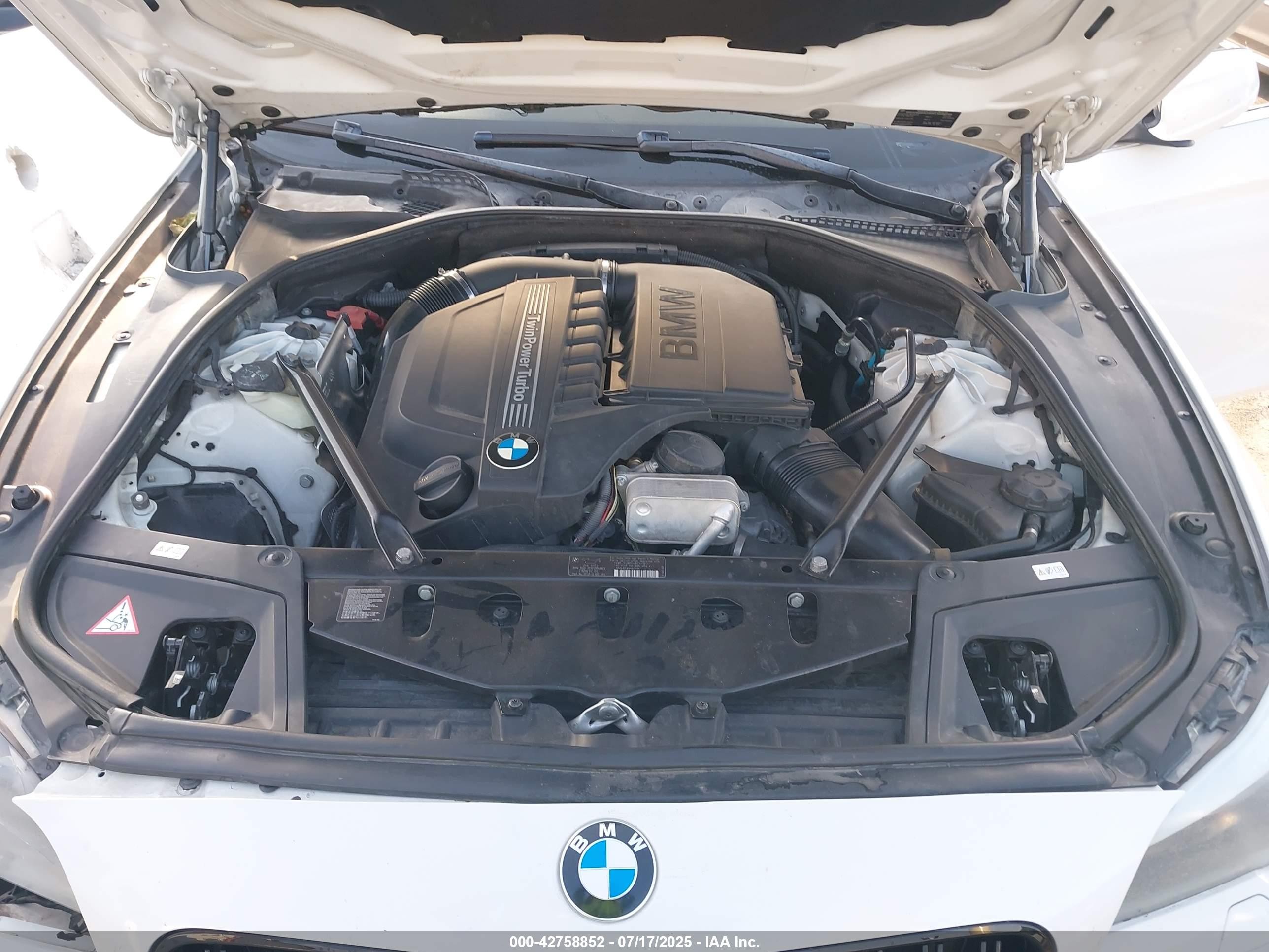 2012 Bmw 535i   White vin: WBAFR7C59CC815670