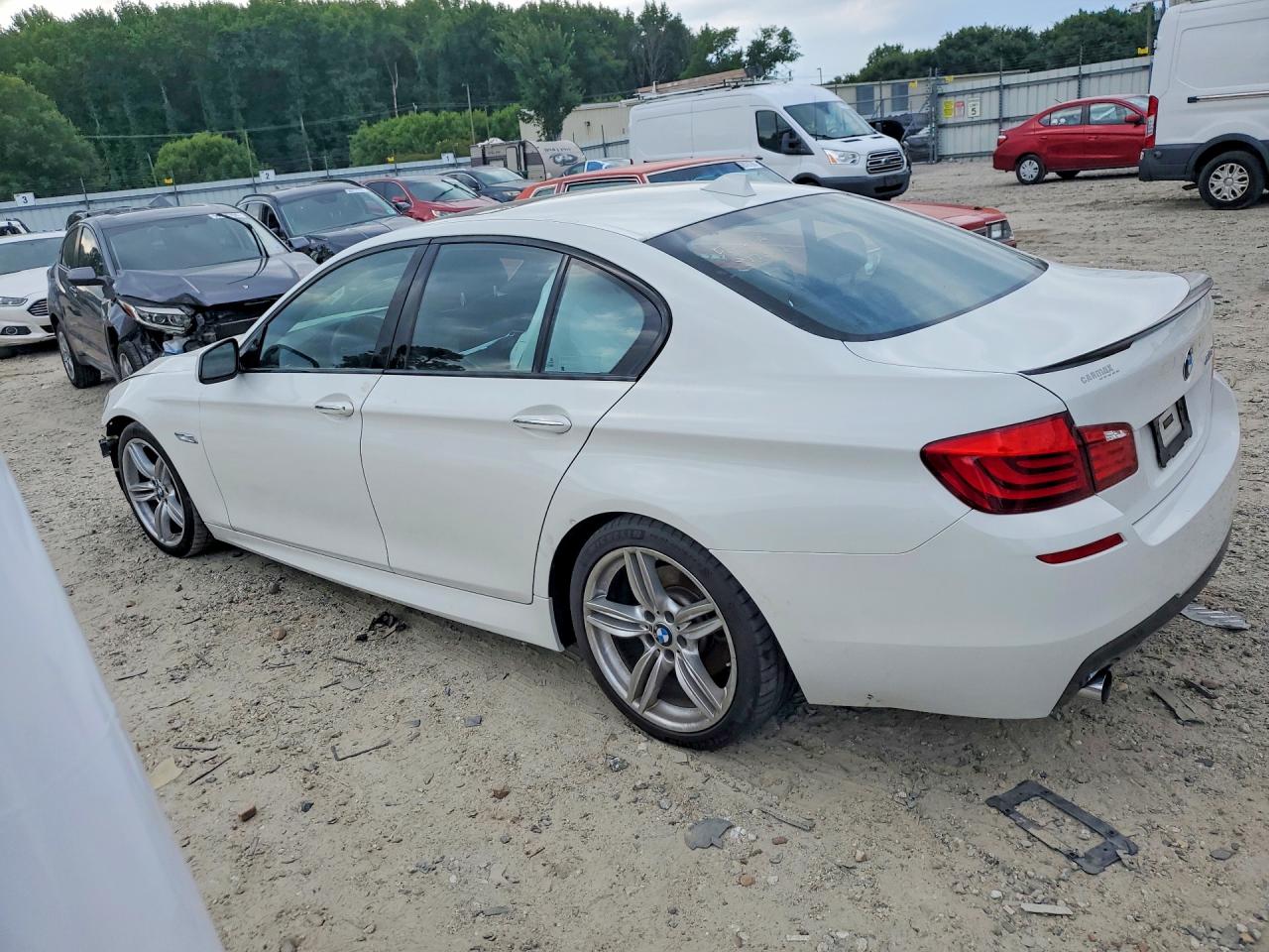 2013 Bmw 535 I Белый vin: WBAFR7C59DC817324