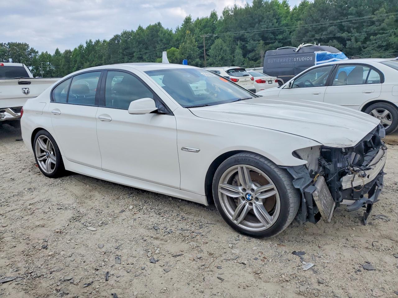 2013 Bmw 535 I Белый vin: WBAFR7C59DC817324
