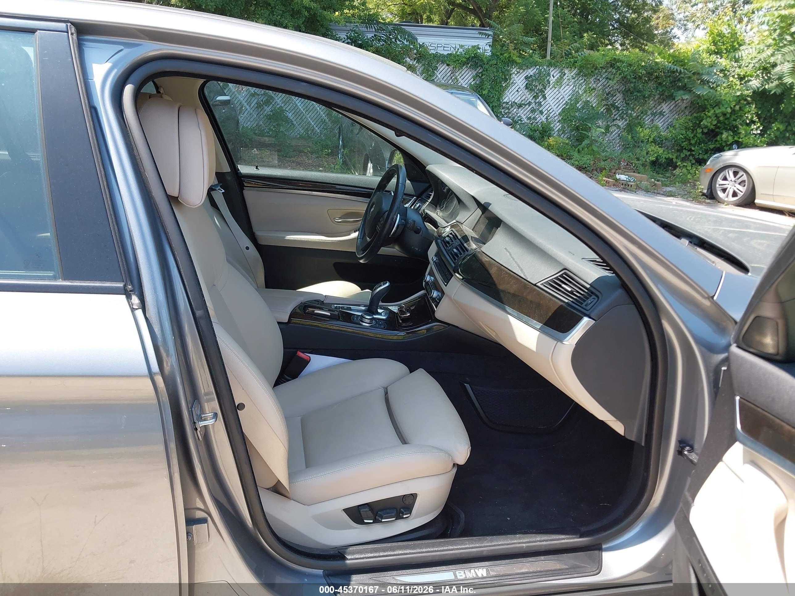 2011 Bmw 535i   Серебряный vin: WBAFR7C5XBC801338