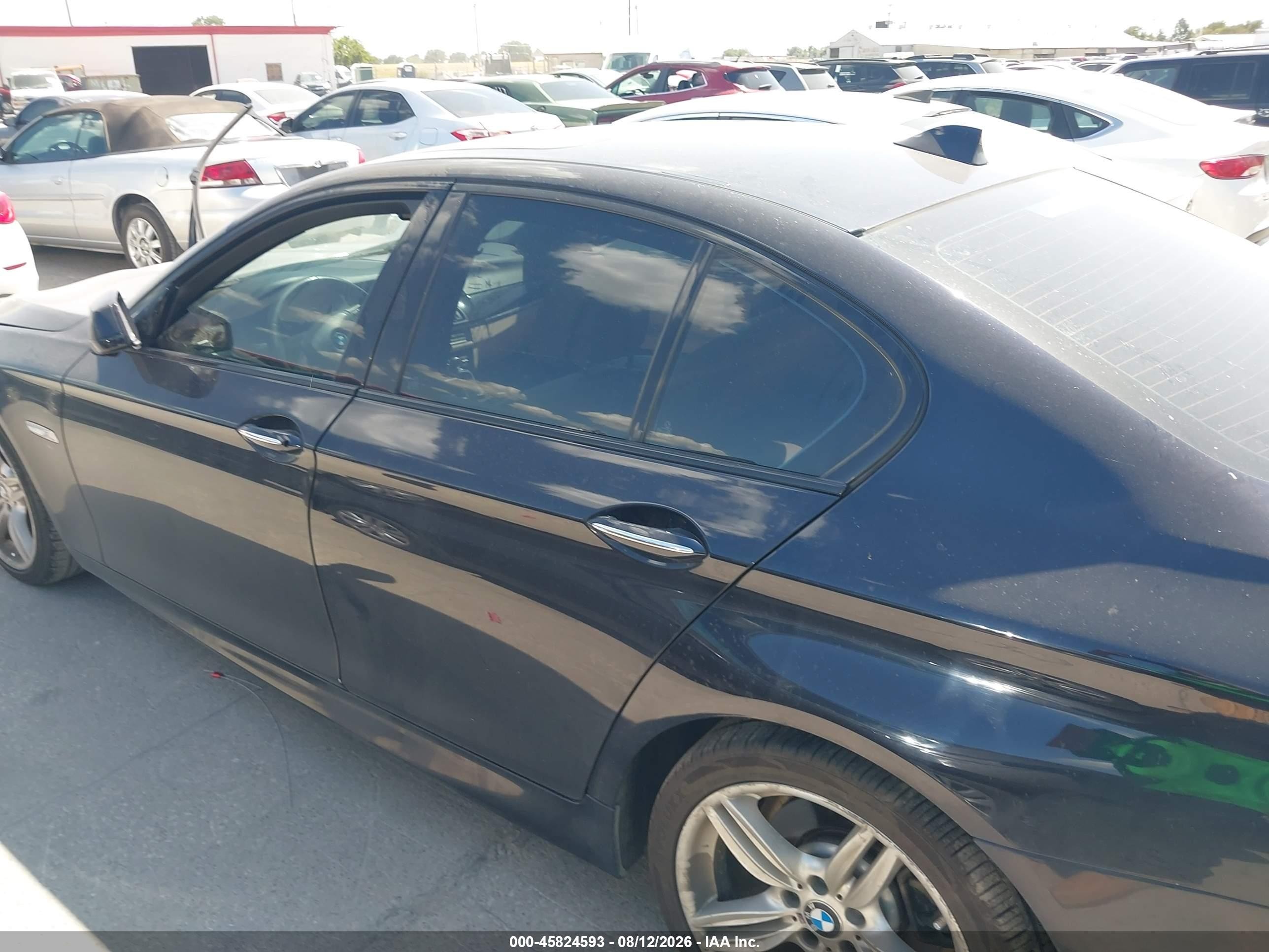 2013 Bmw 535i   Navy vin: WBAFR7C5XDC820152